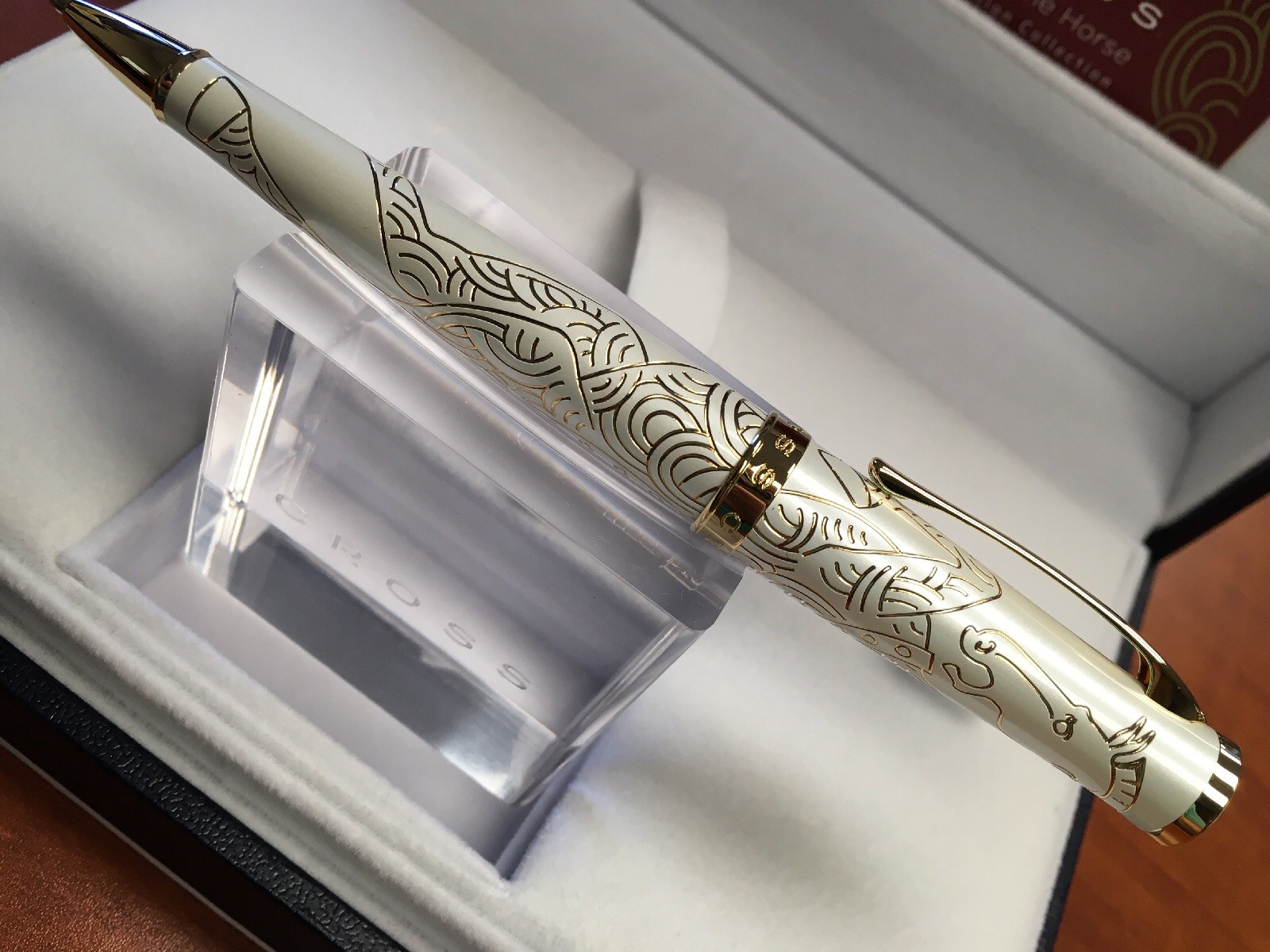Cross Sauvage 2014 Year Of The Horse Imperial White Lacquer Ballpoint Pen
