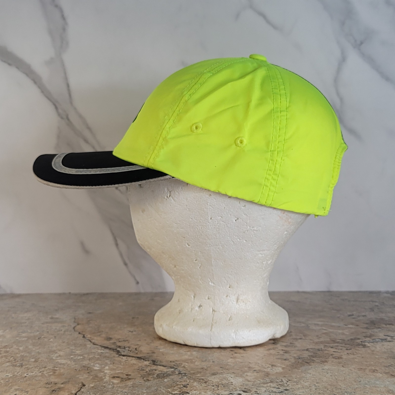 McDONALD'S EMPLOYEE BRIGHT NEON YELLOW BASEBALL HAT ADJUSTABLE