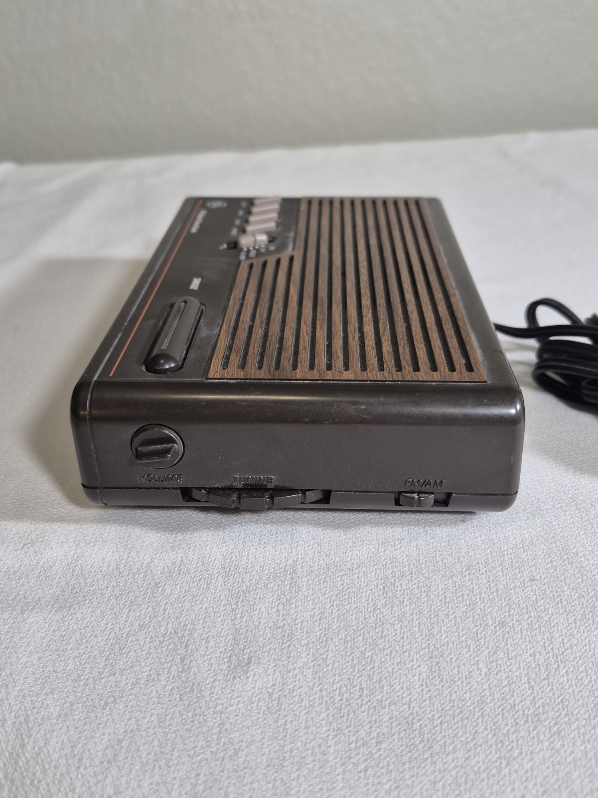 Vintage GE Digital Clock Radio Model 7-4612A AM/FM Alarm TESTED W/ COVER