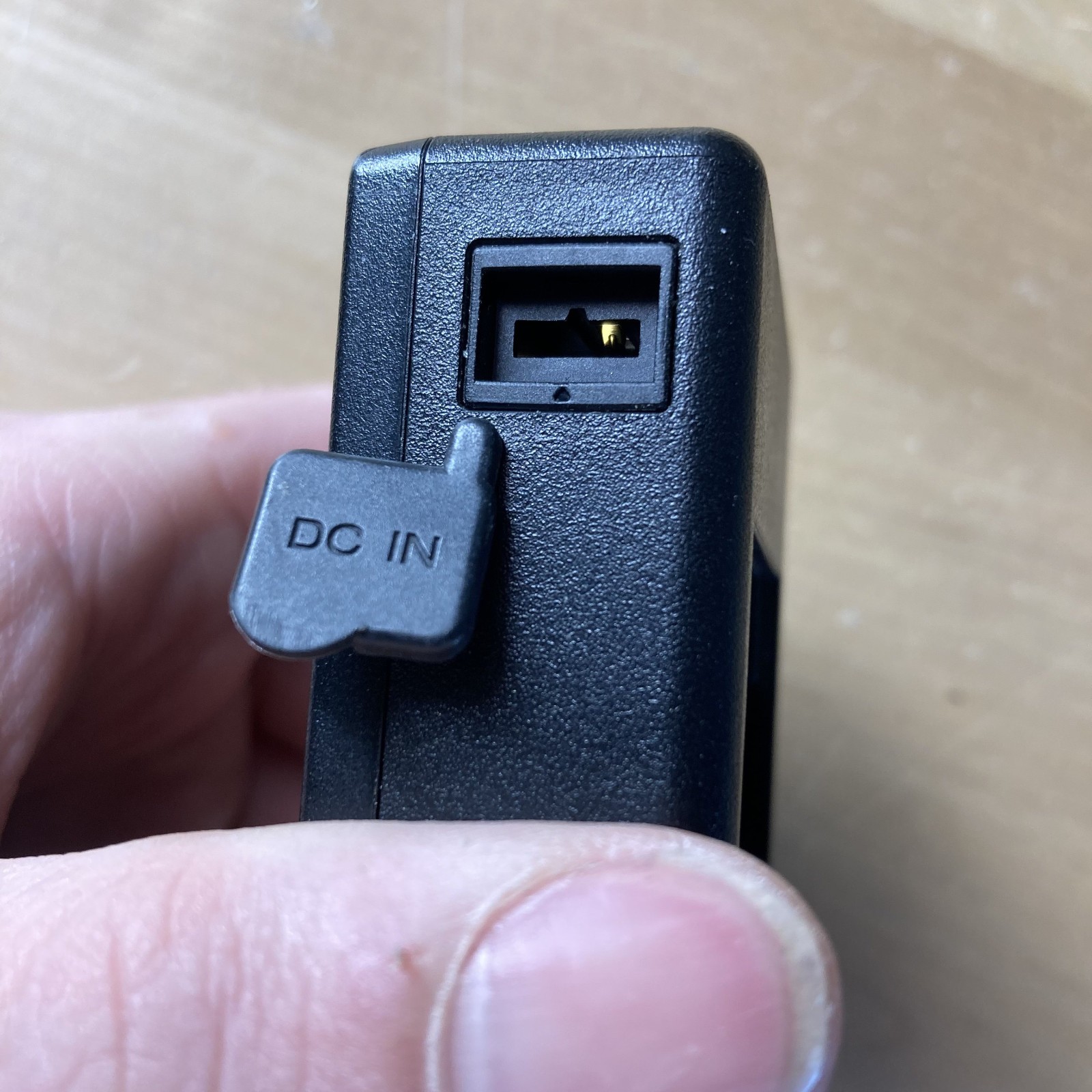 Sony HVRA-CR1 Cradle for MRC1 Memory Recording Unit 1394 Firewire