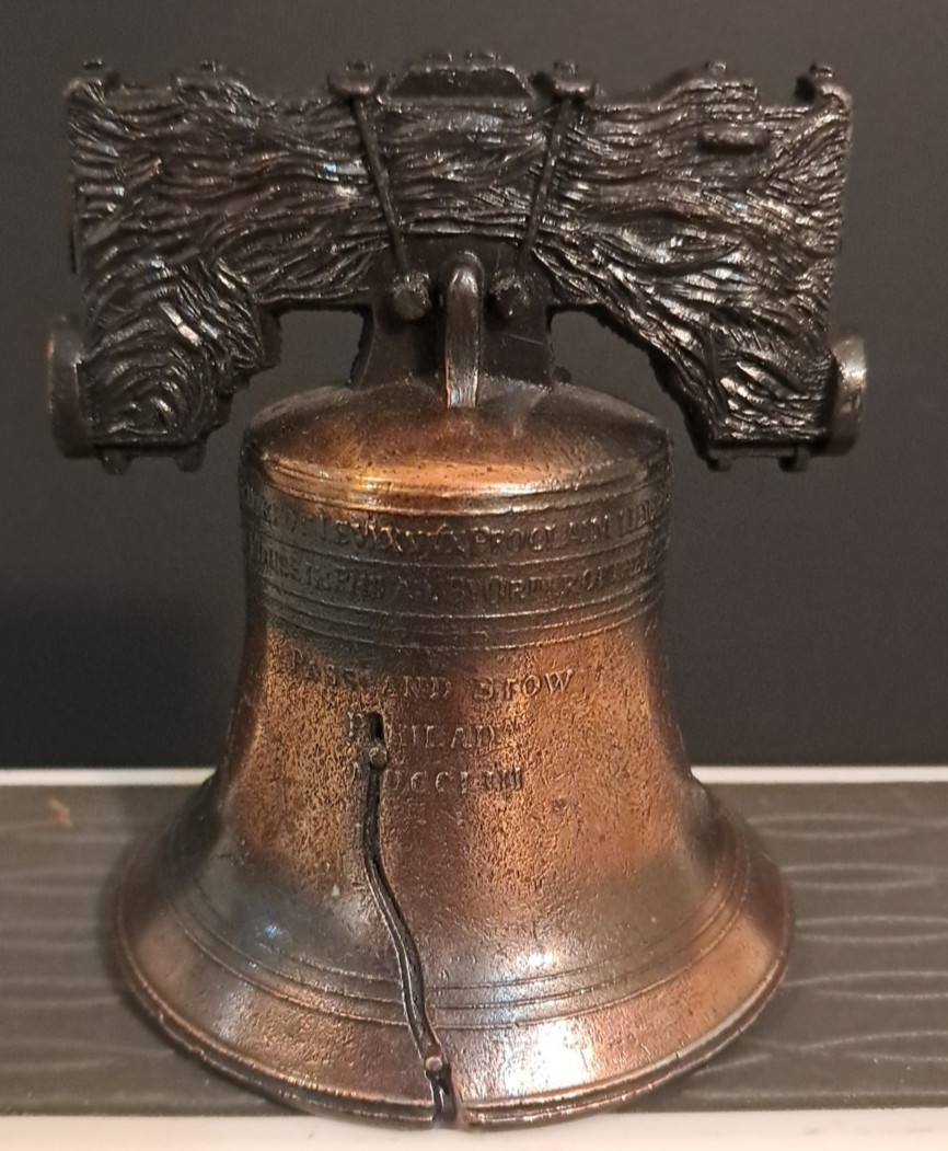 Philadelphia Liberty Bell replica bell  3 1/2 inch high