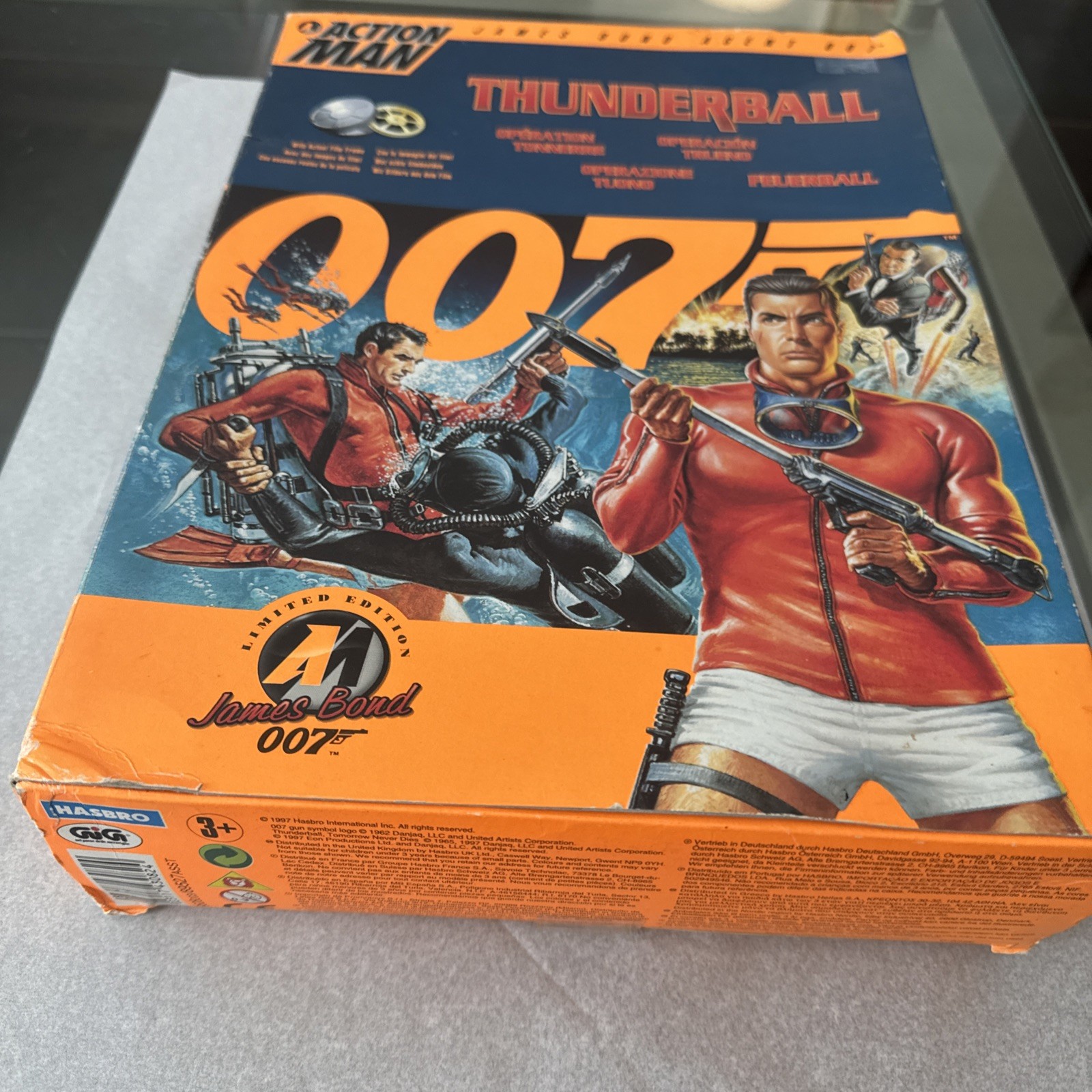 1997 Hasbro Action Man James Bond 007 Thunderball Fast Ship