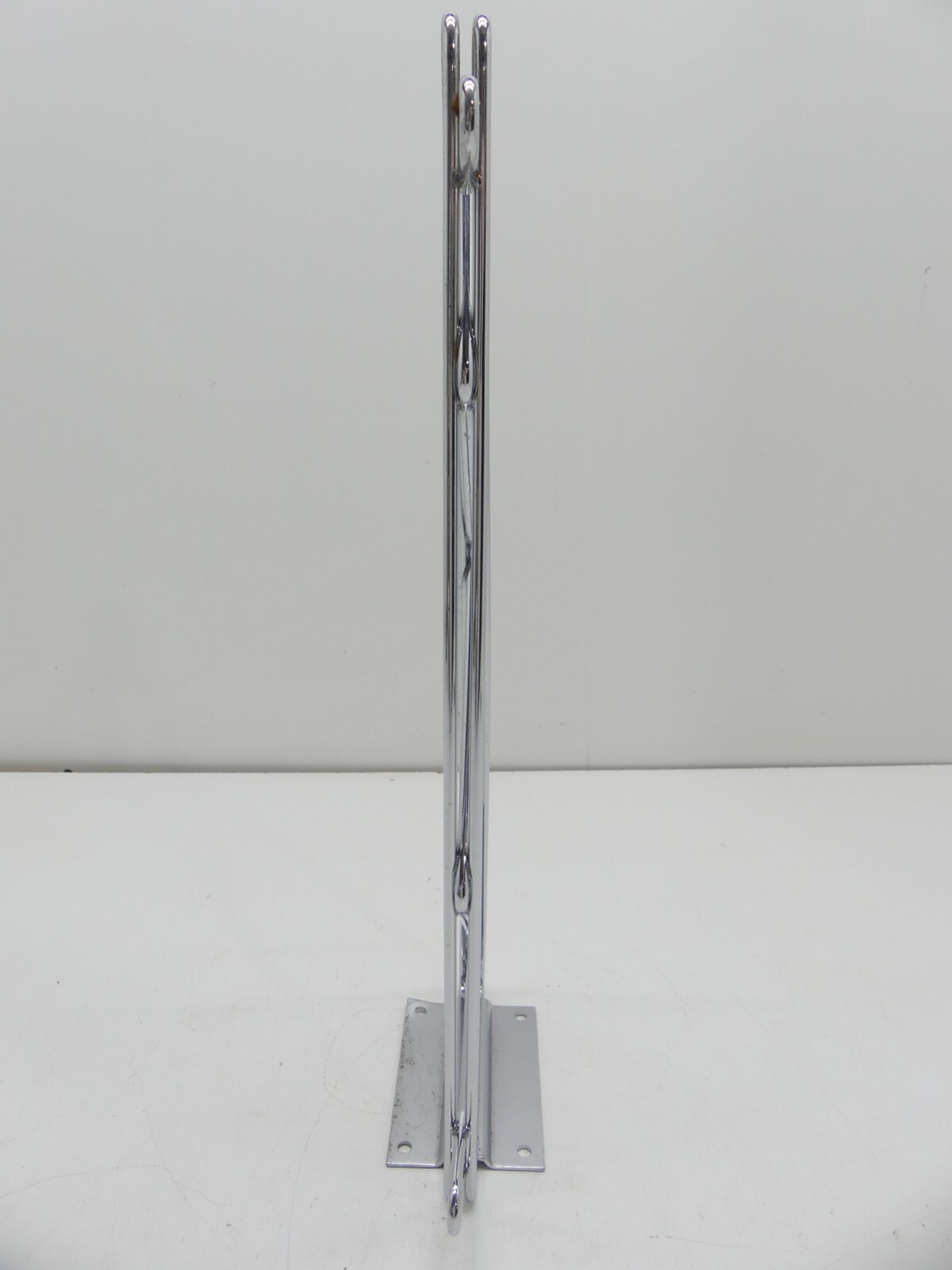 Advance Tabco 18" Double Wall Bracket DB-18