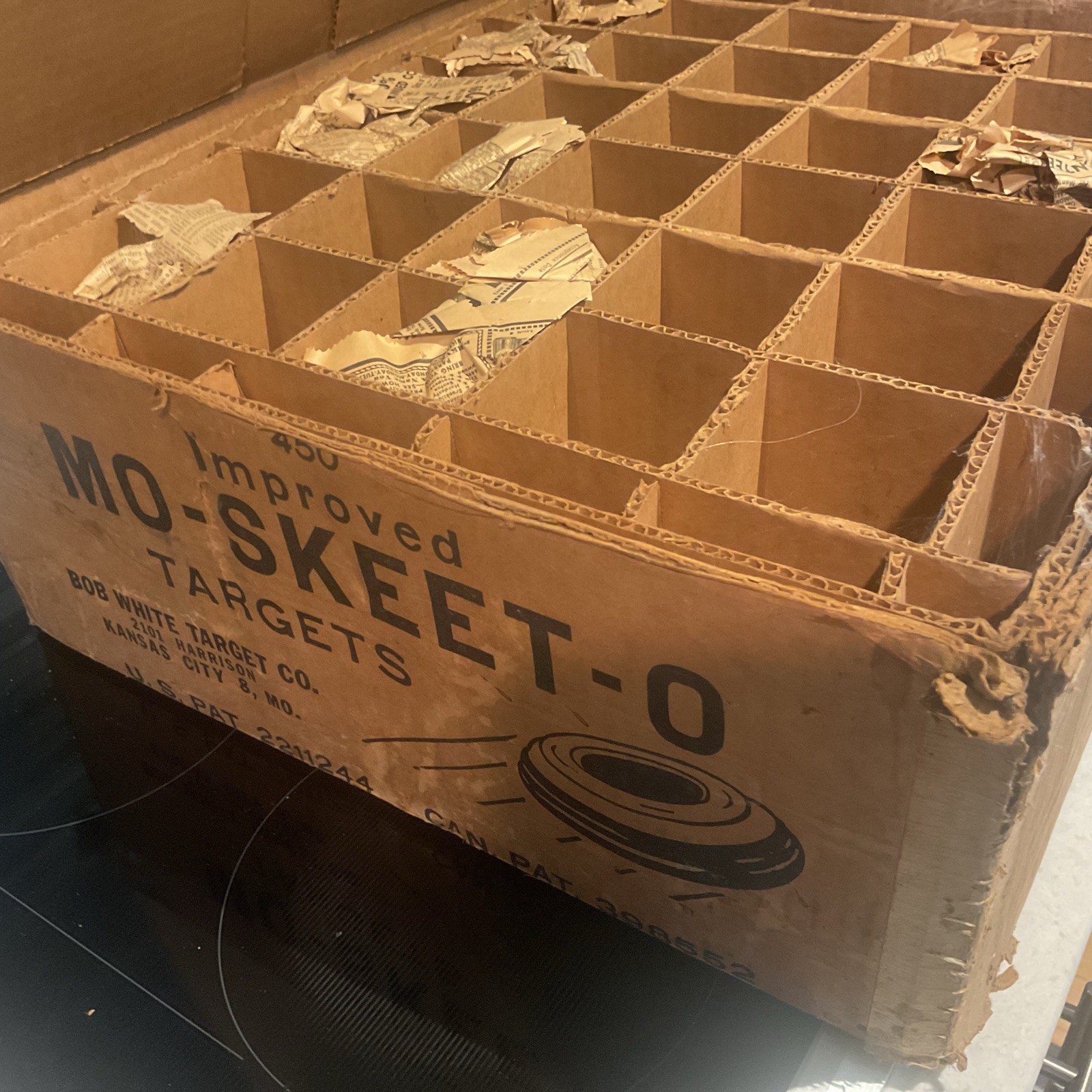 MO-SKEET-O Black Clay Pigeon Skeet tiny mini 2-3/4" Original Box Dozens Include