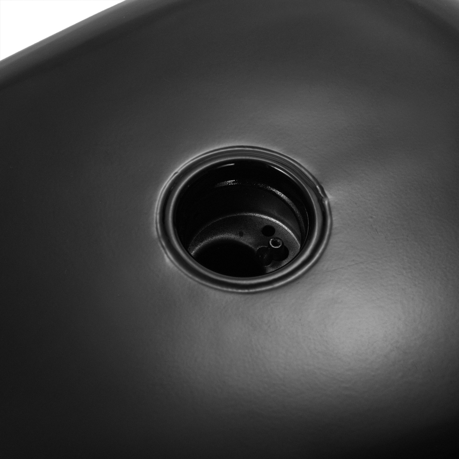 Black 4.2 Gallon Gas Fuel Tank Injection For Harley Sportster XL 883 1200 07-23