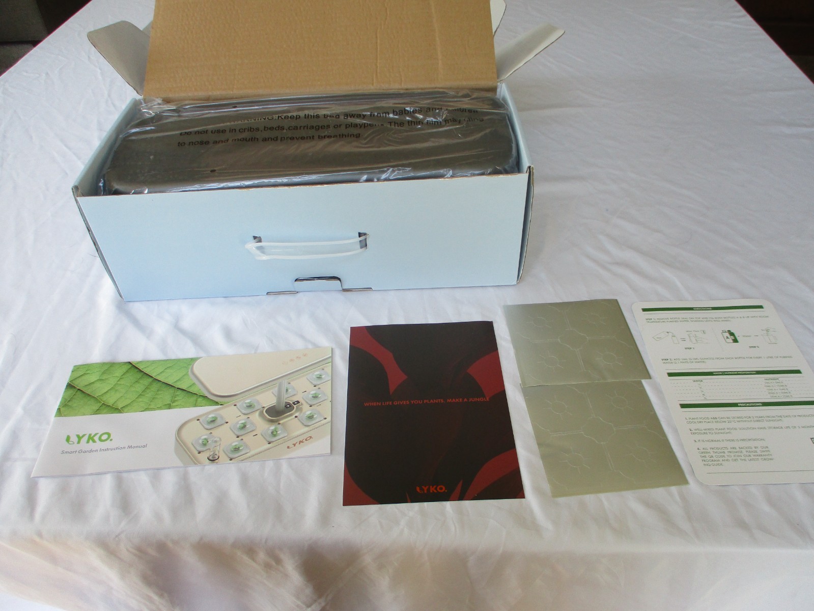 LYKOCLEAN Hydroponics Growing System LYKO 12 Pods Garden 36W 80 - New in Box