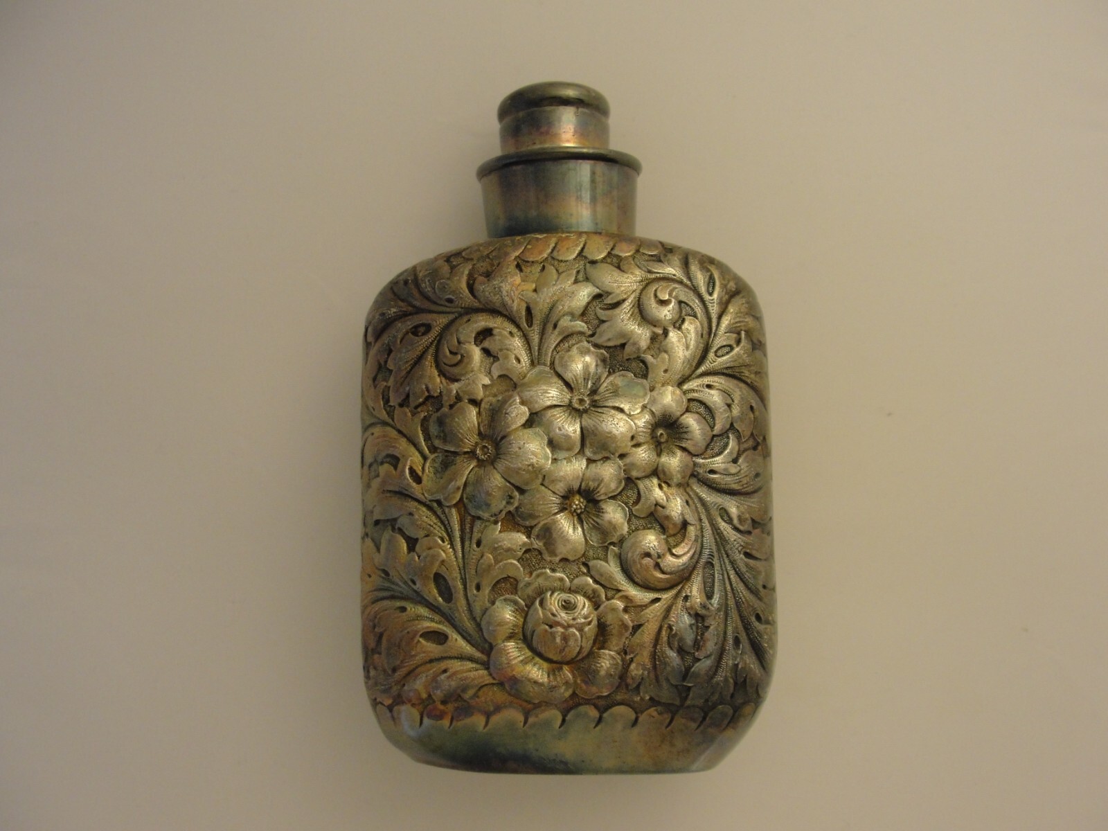 ANTIQUE REPOUSSE SIMPSON HALL MILLER SILVER PLATE FLASK  TELESCOPING FUNNEL TOP