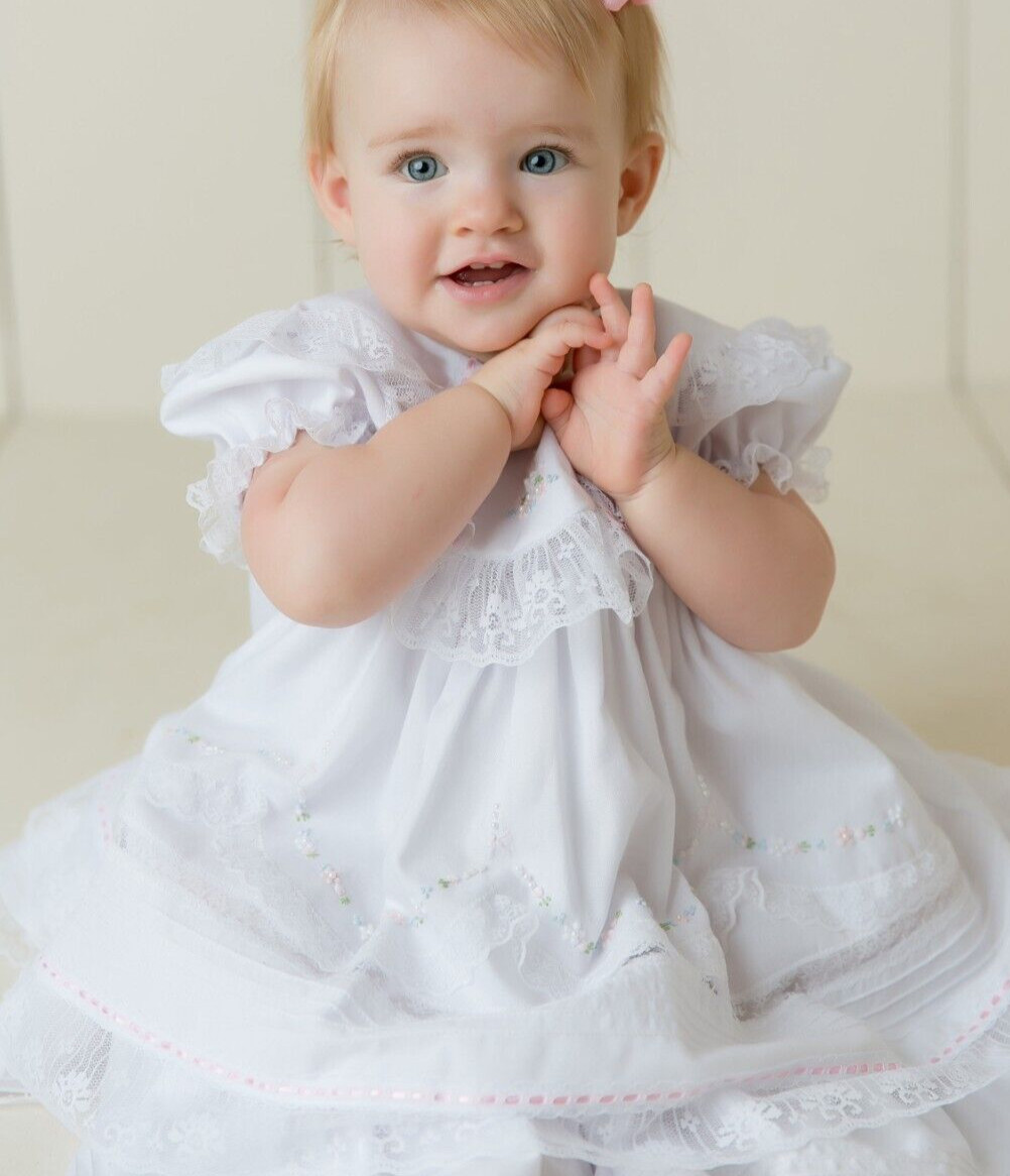 NWT Will'beth White Fancy Lace Dress 3p Set Preemie Bonnet Bloomers Baby Girl 00