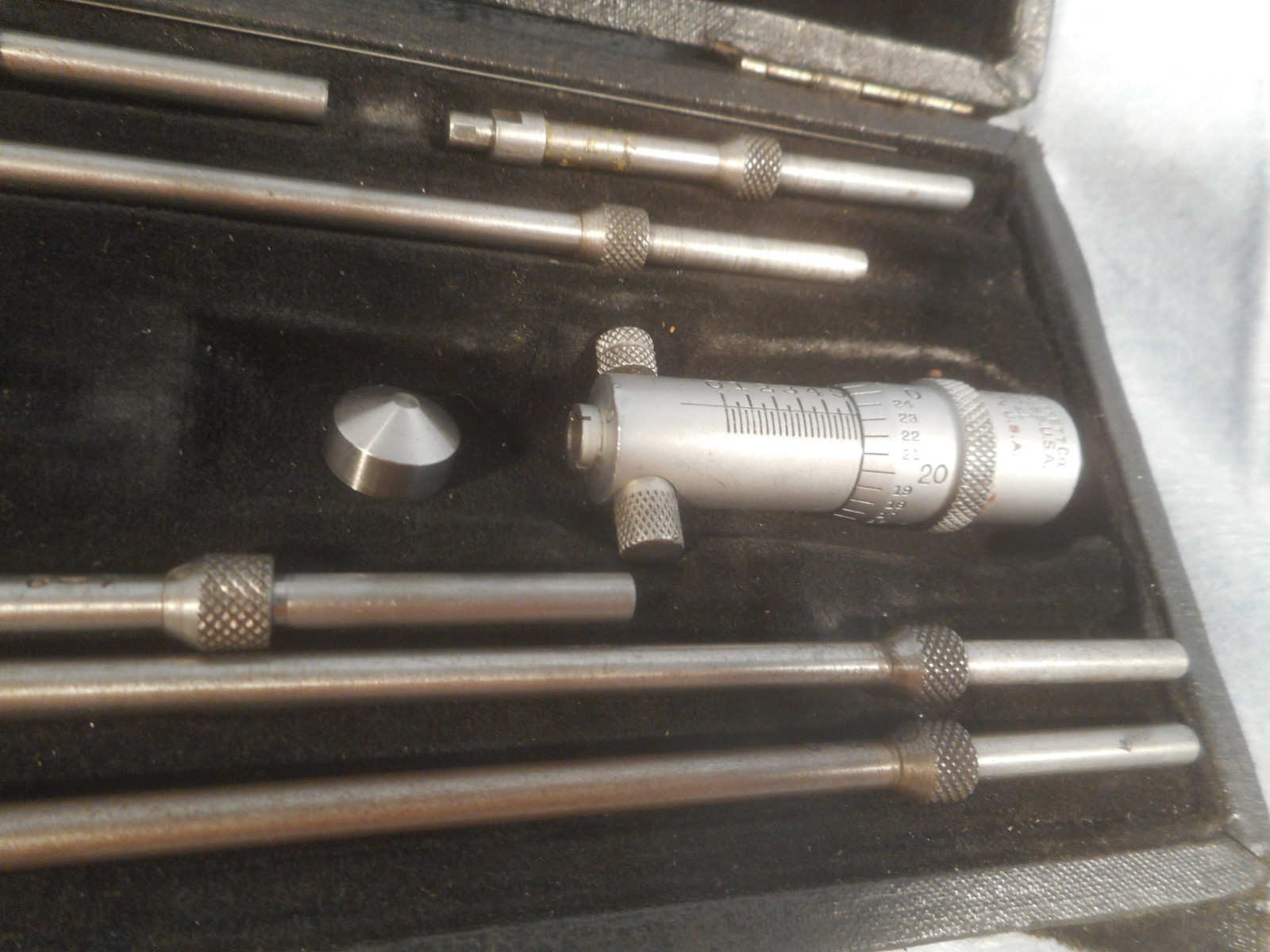 Vintage L. S. Starrett Inside Micrometer with Extension Rods Machinist Tools Set