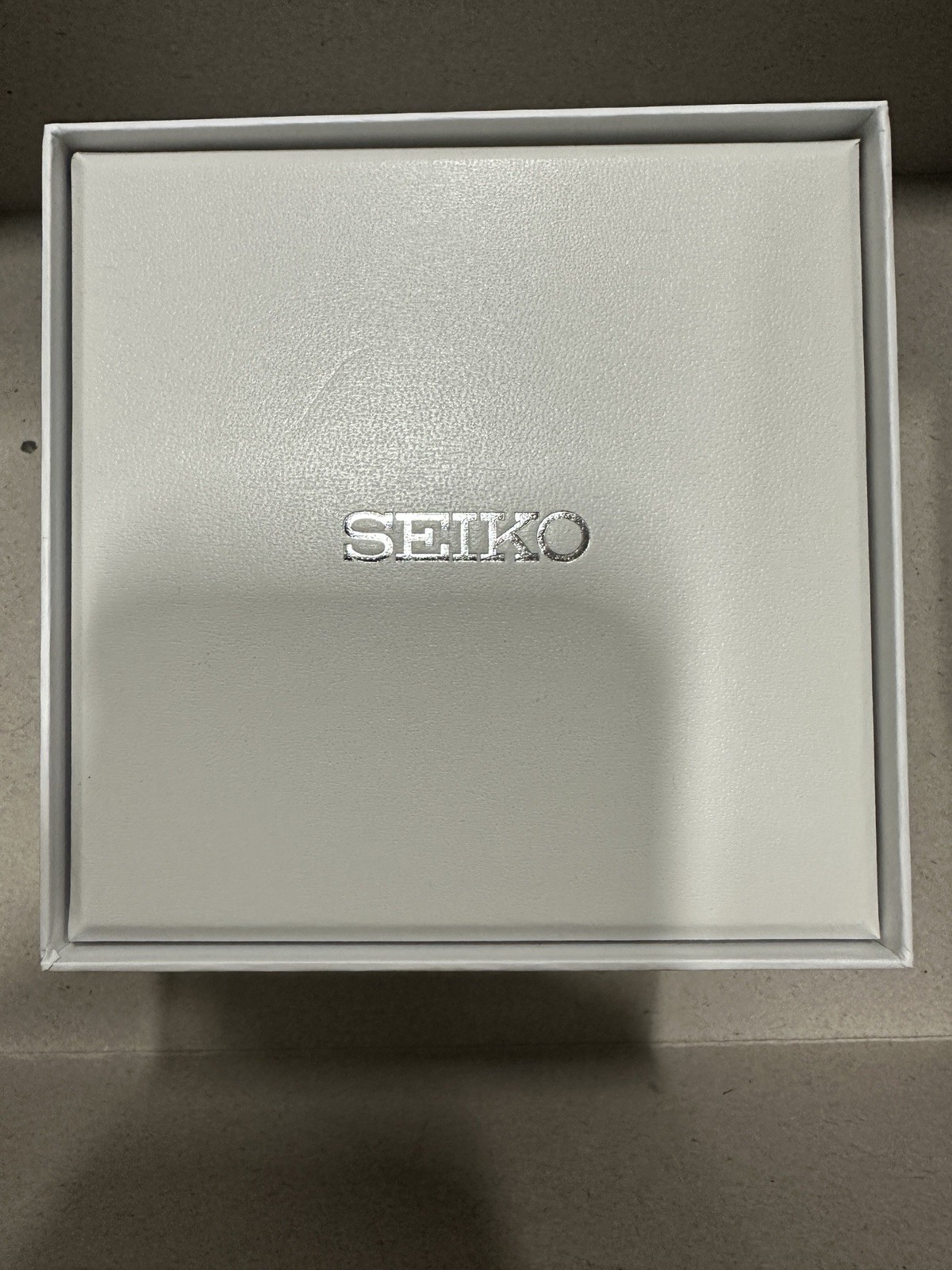 SEIKO Authentic Hard Empty Watch Box White/Black Presentation Storage Display