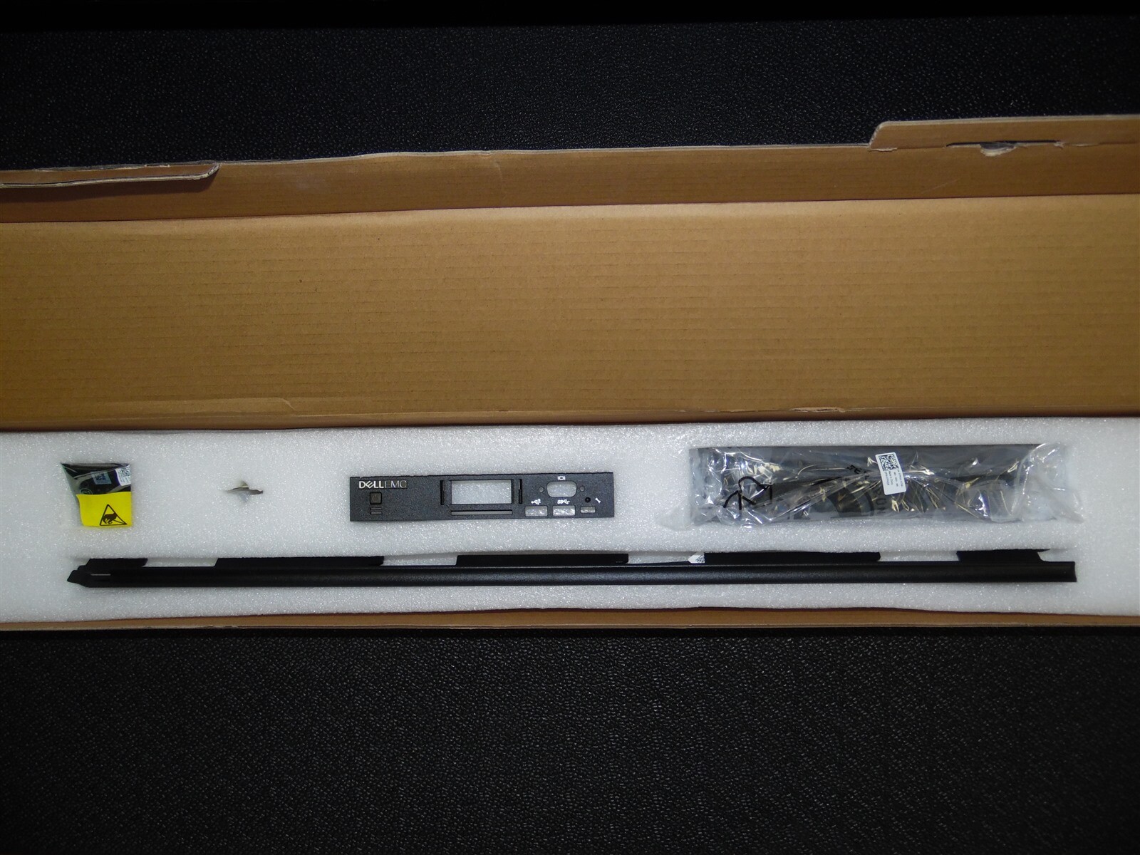 DELL EMC POWEREDGE SERVER T640 CHASSIS TOWER TO RACK CONVERSION KIT W8C14 FP0PJ