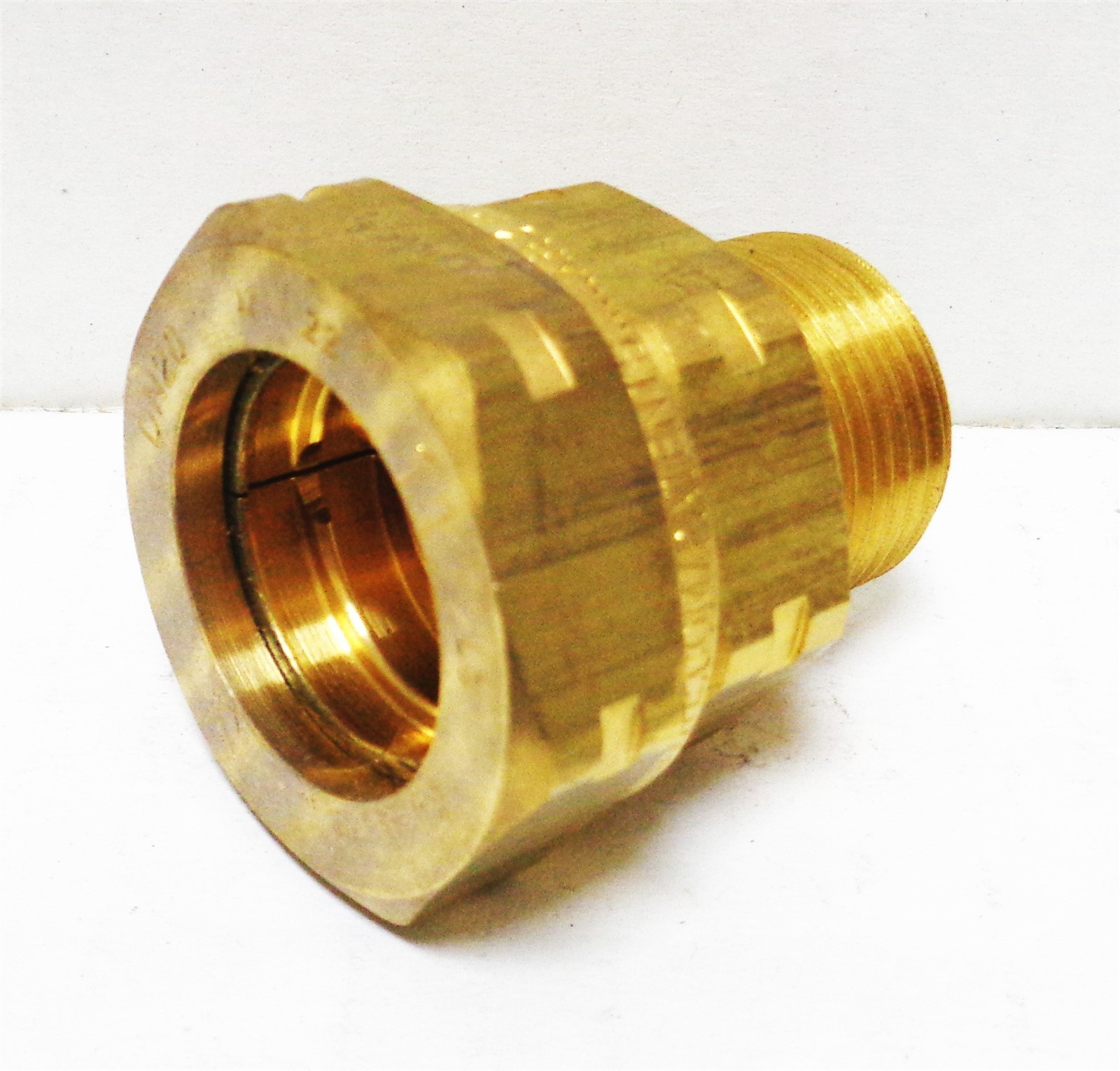 Gastite® FlashShield™ XR3FTG-11 ~ 3/4" Male NPT x 3/4" Straight Fitting