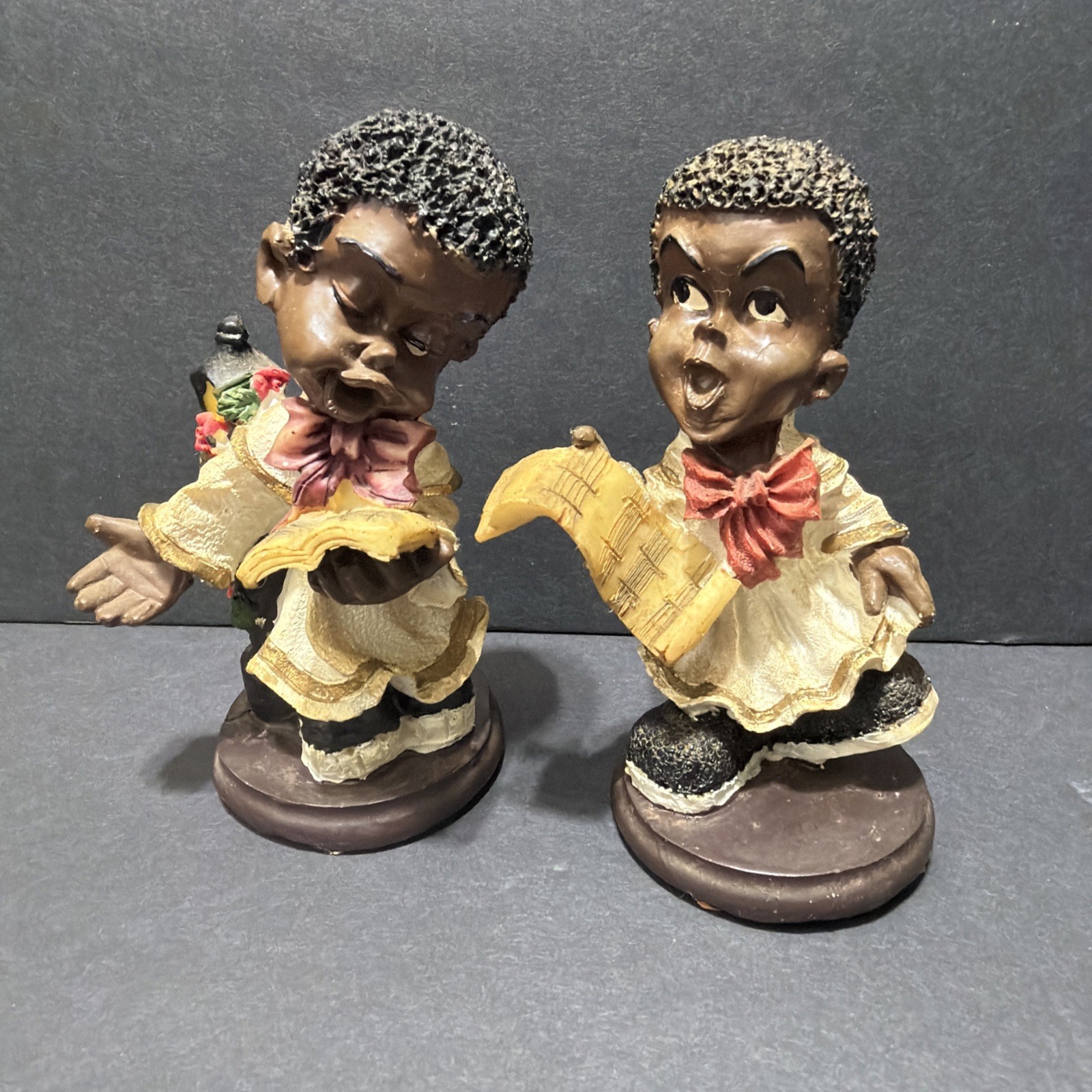 Vintage Black Americana Choir Children Singing Figurines Pair Resin Church #24
