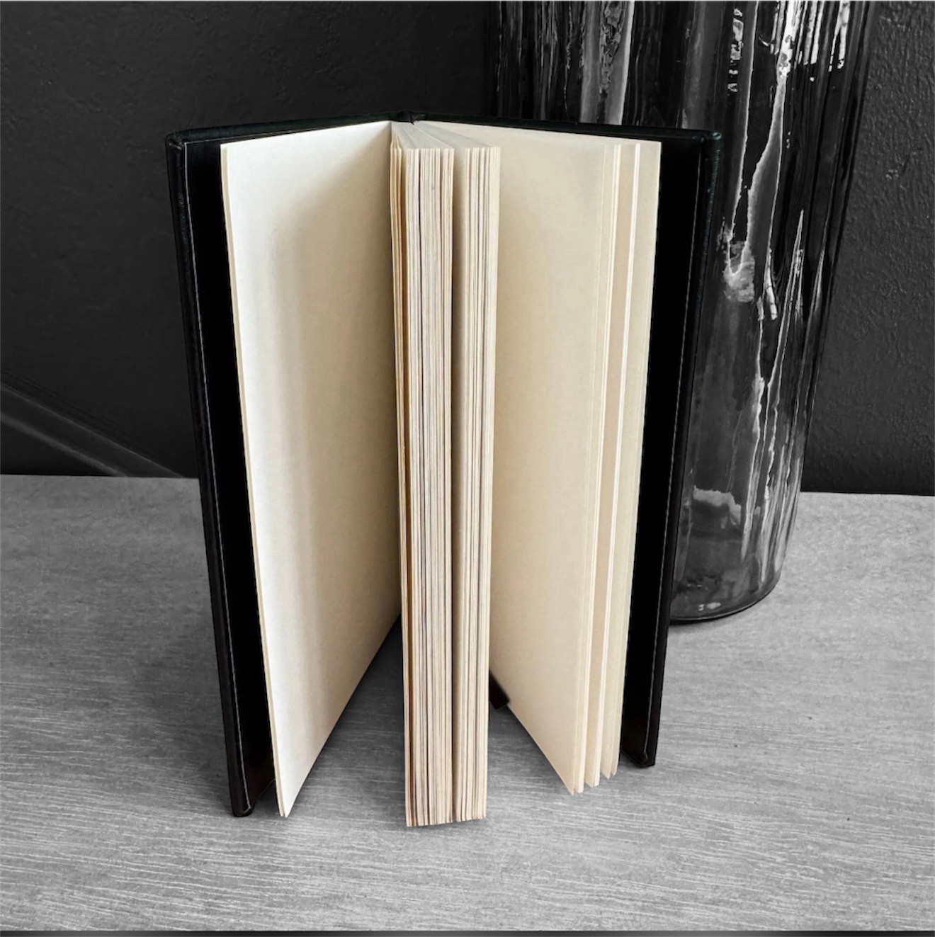 Brand New YSL Beaute Notebook BLACK/GOLD Mini Pocket Size Blank Page Novelty GWP