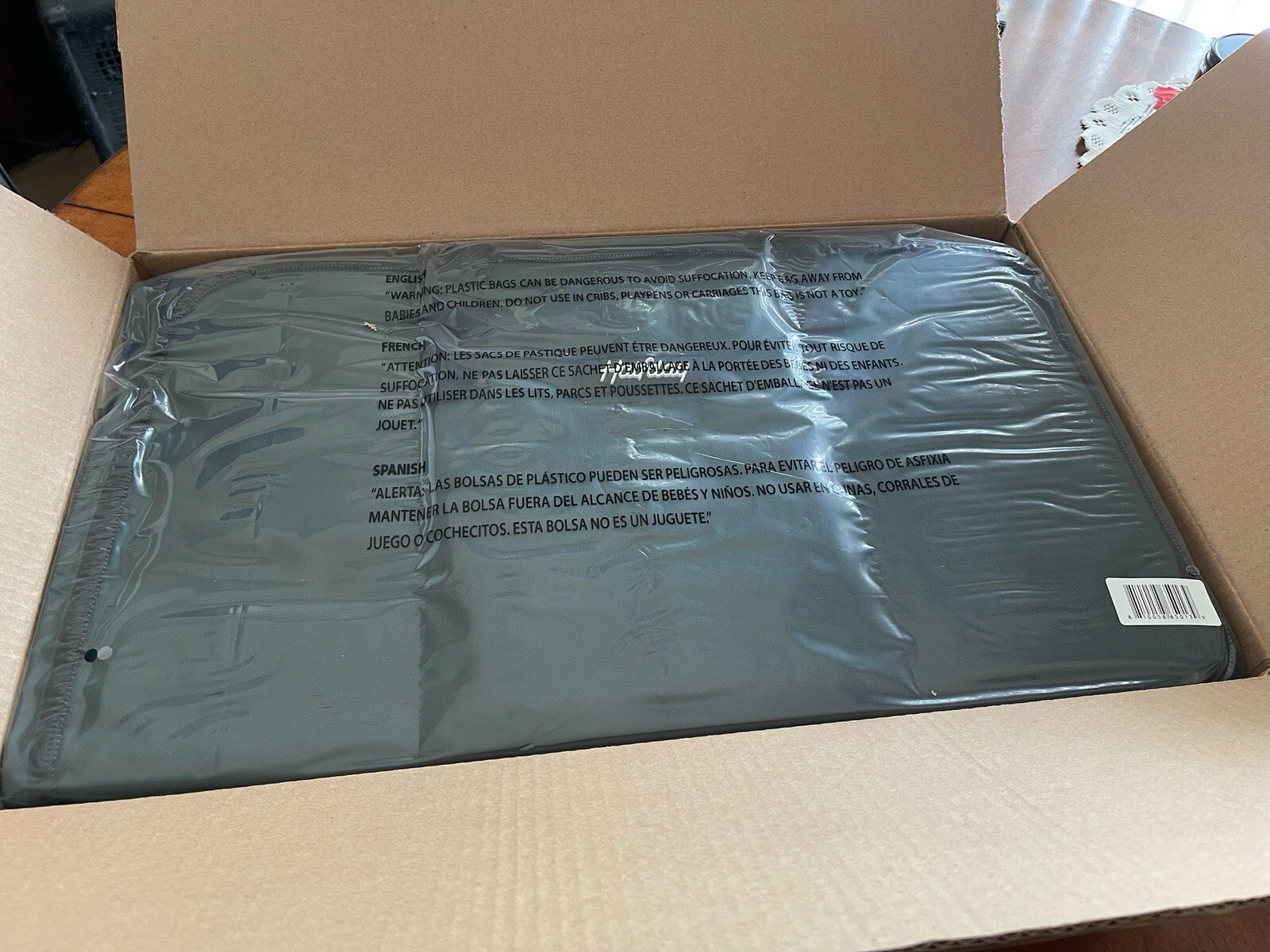 Perfect for Fall Travel - Halfday Duffel Garment Bag - UNOPENED EXECUTIVE LEVEL