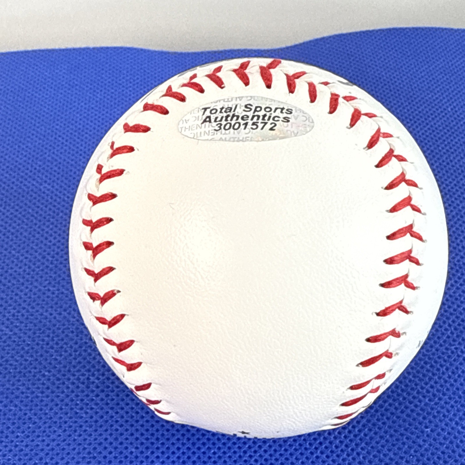 President Donald Trump Hand Signed Baseball Autographed COA Hologram