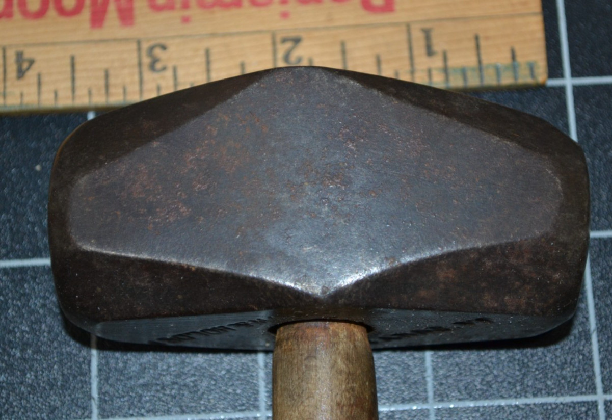 TROW & HOLDEN - BARRE, VT - HAND DRILLING HAMMER - 1 3/4# - VERY GOOD