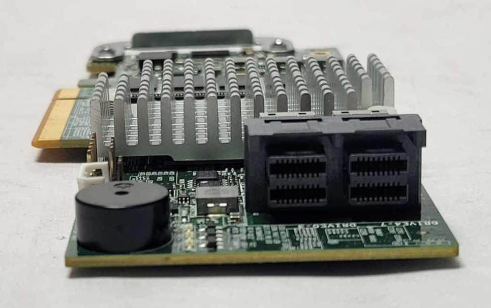 Supermicro AOC-S3108L-H8iR-16DD 12Gb/s SAS RAID Controller