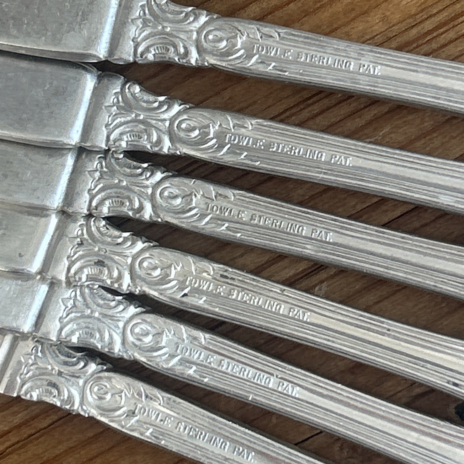 (6) Old Master by Towle Sterling Silver Flat Butter Knife Spread 5.75" abt 164g