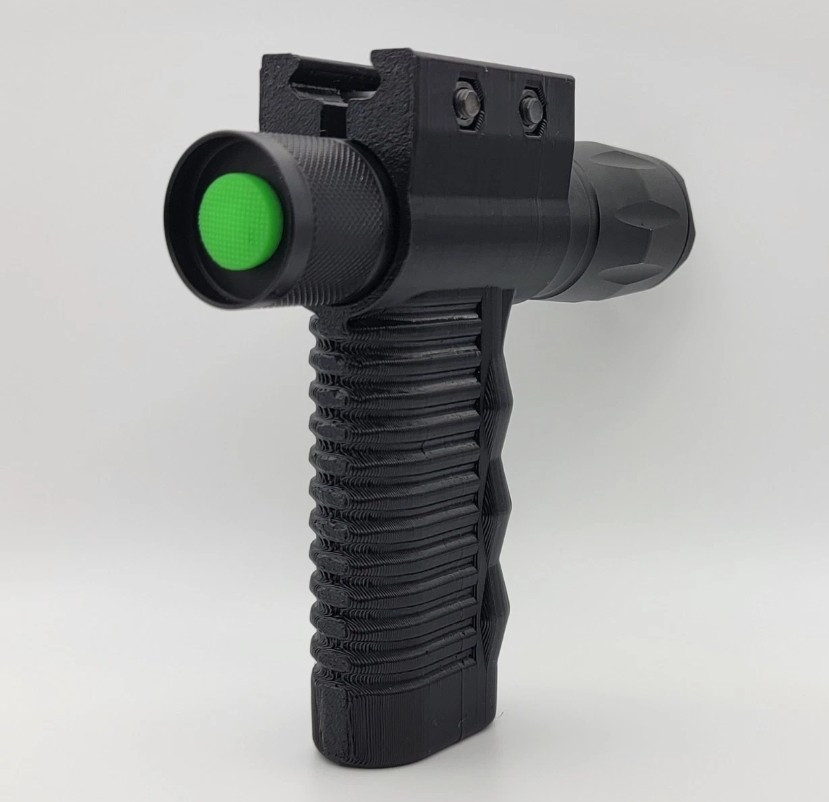 Picatinny Mount Tactical Flashlight - 2000 Lumen Model