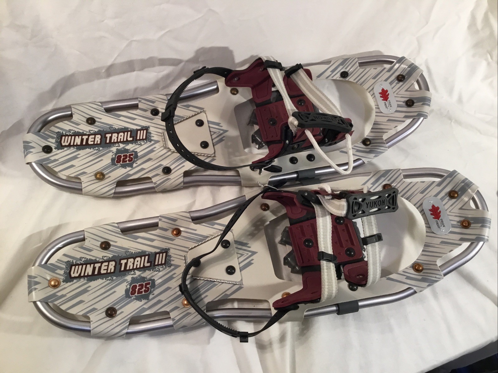 Field N Forest Winter Trail III 825 Snow Shoes Yukon