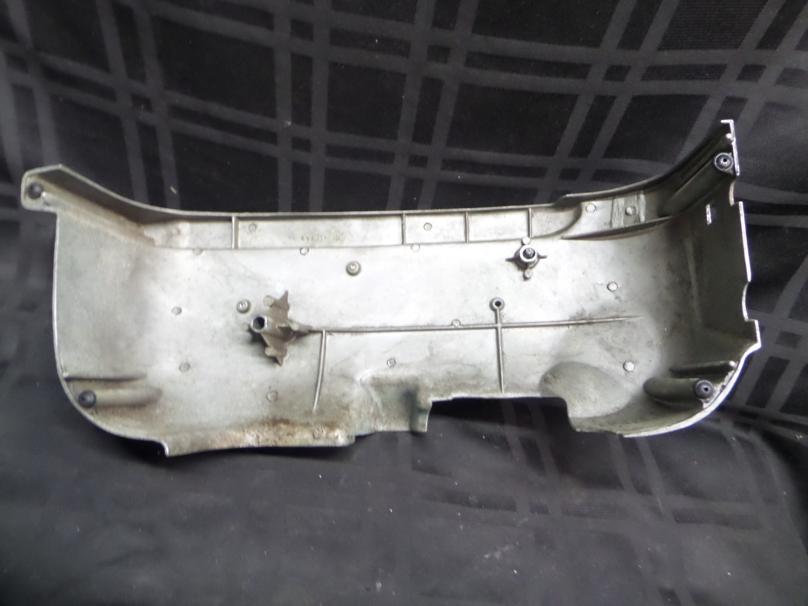 1956 GALE SEA KING GG9002B 5HP LOWER COWLING 552714 552715 COVER OUTBOARD MOTOR