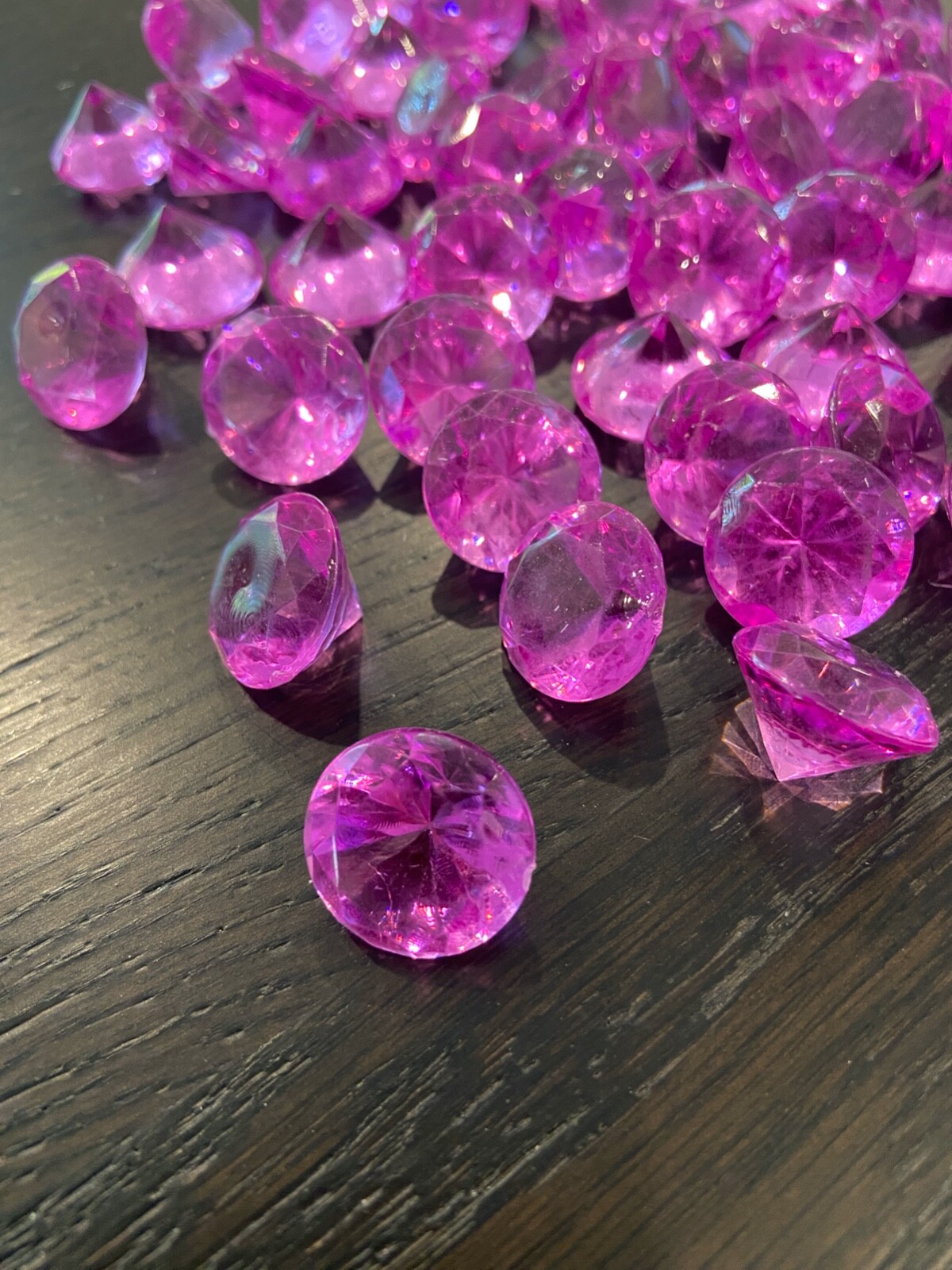 FUCHSIA 20MM ACRYLIC Plastic DIAMOND Shape Gems Choose Amount