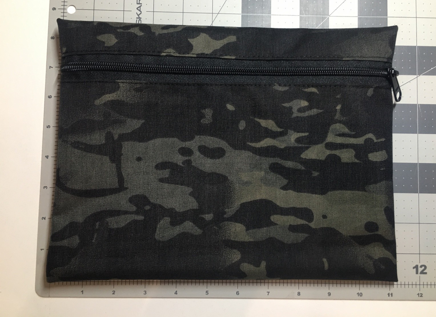 LIVESOUTSIDE MultiCam Black Camo Tactical Zipper Bag Medium USA Made New Cordura