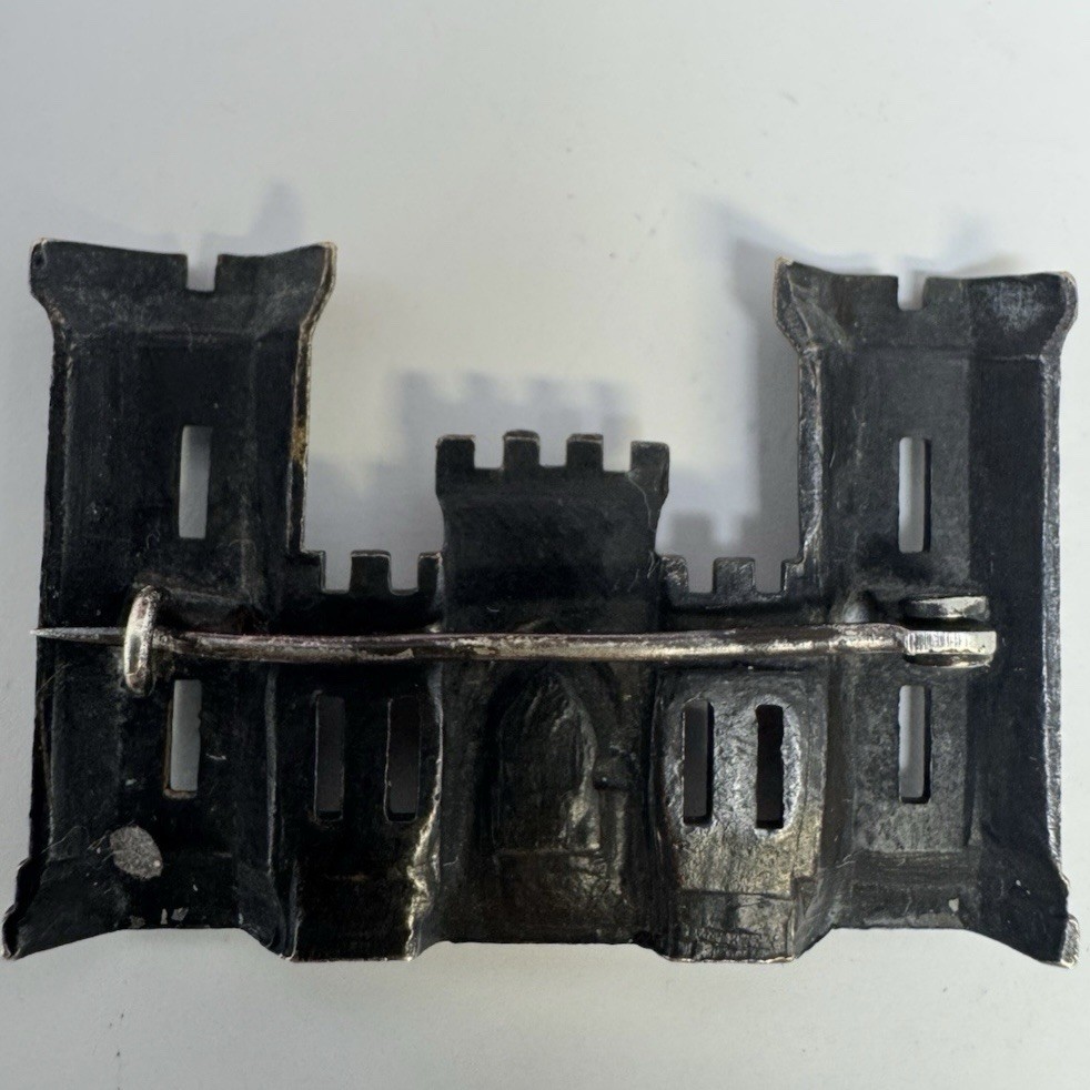 Rare WWI U.S. Army Engineers “Castle” Sweetheart Pin Brass Brooch 1917–1919