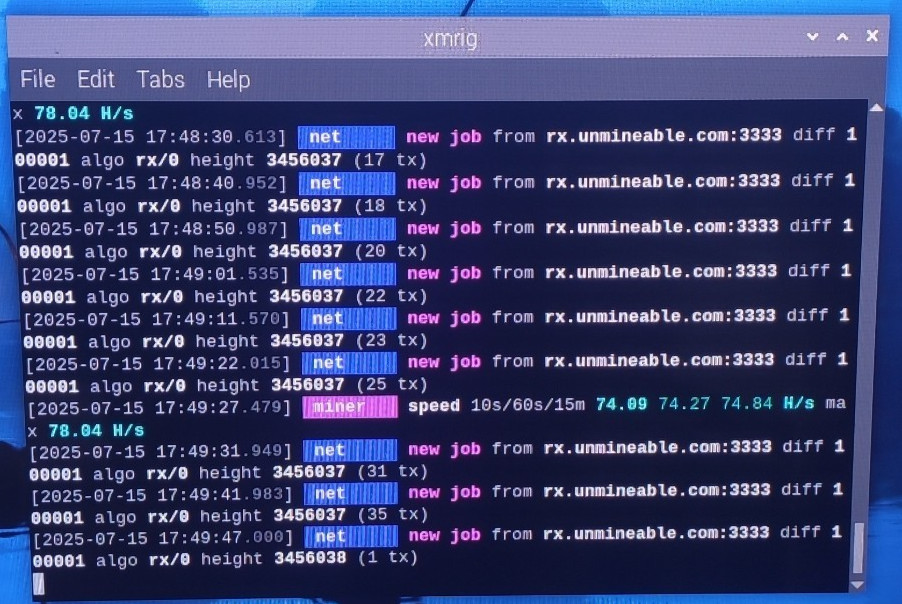 Raspberry Pi 5 8GB - 120GB Nvme SSD - 4.3" Screen NAS - Crypto Node - Emulation