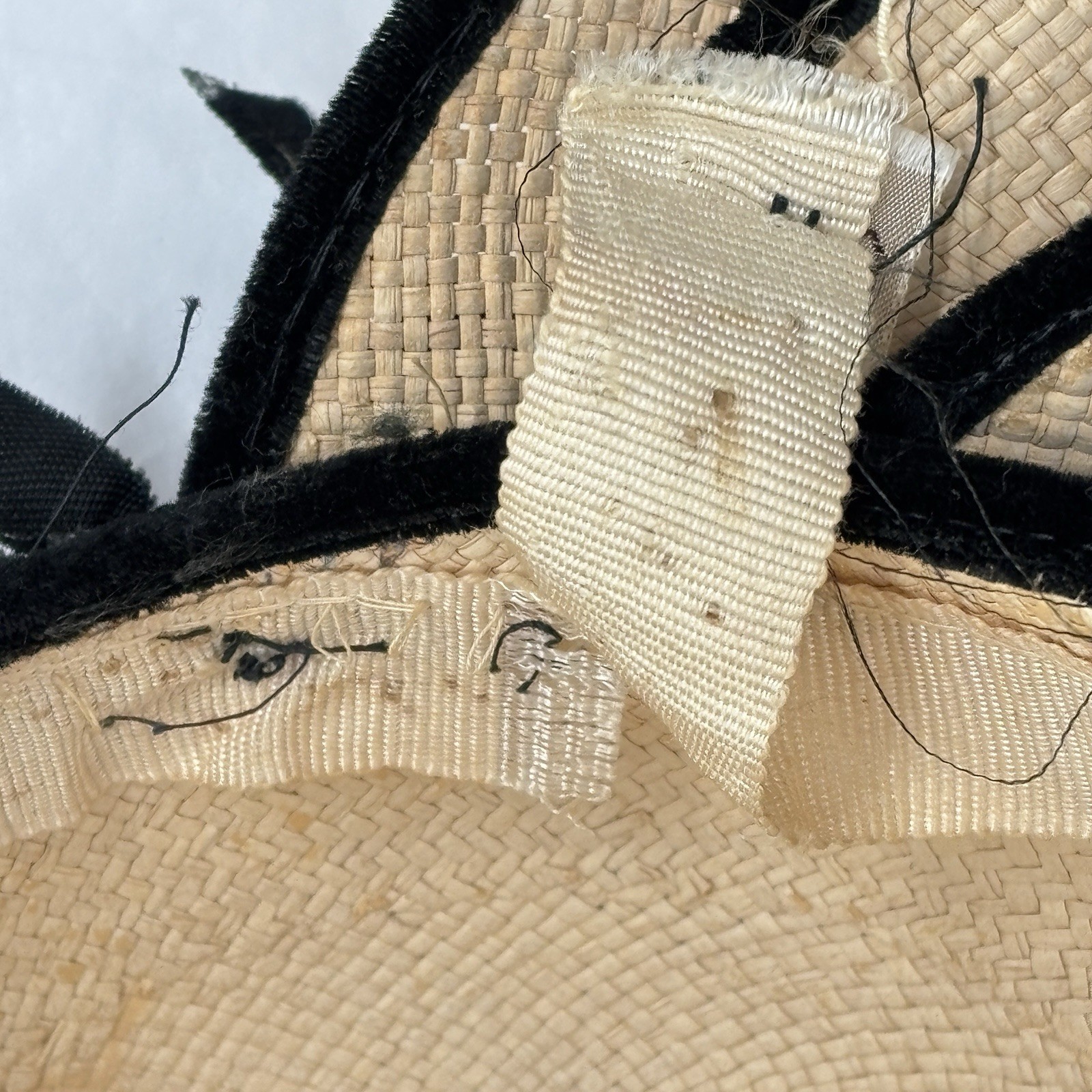 Vtg 60s Genuine Panama Straw Tilt Hat Black Velvet Trim Veil