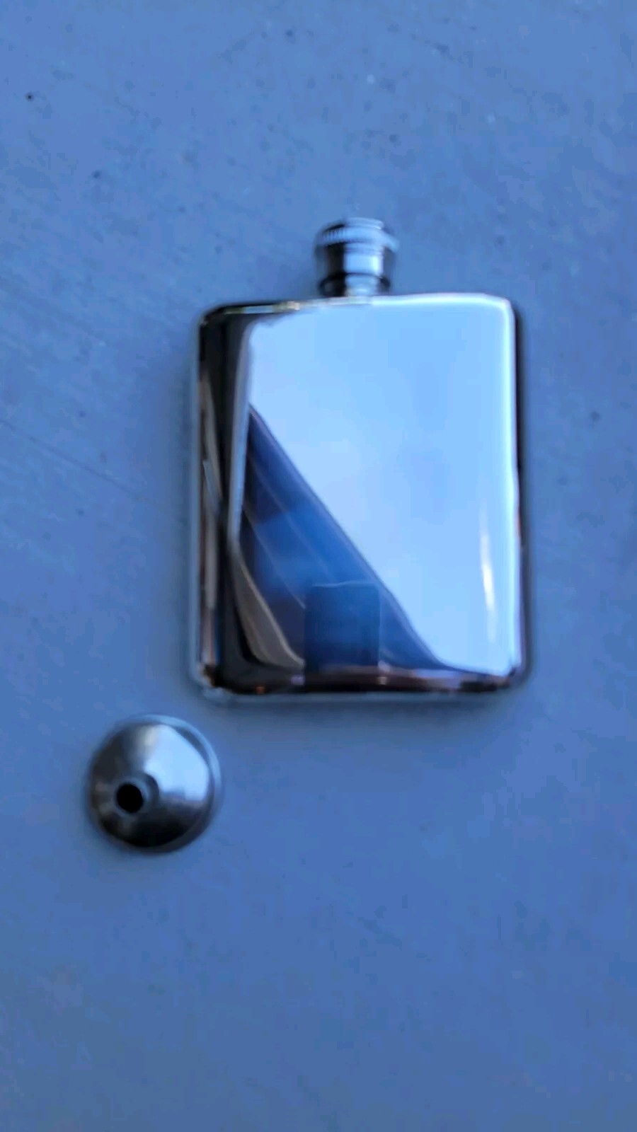 Whiskey/Bourbon Flask Stailess Steel 6 Oz