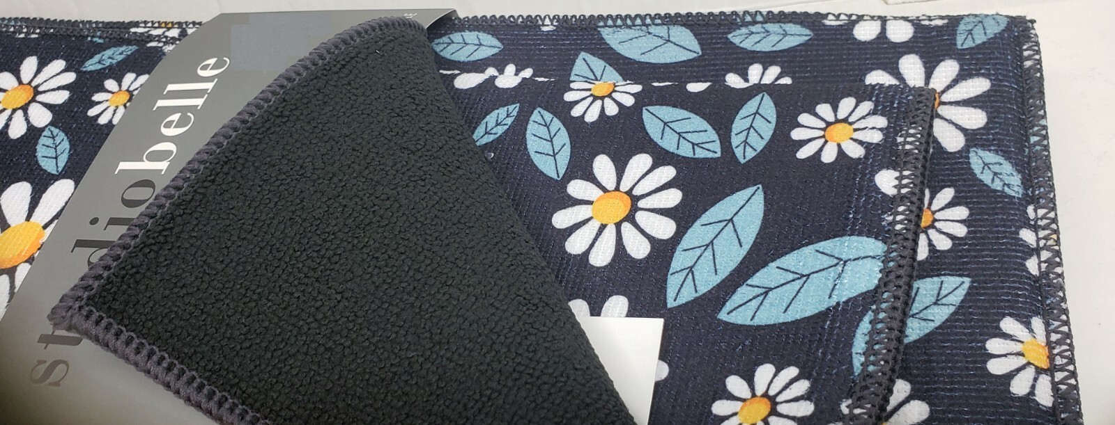 Printed Microfiber Dish Drying Mat (15"x19") DAISIES FLOWERS, black back, SB
