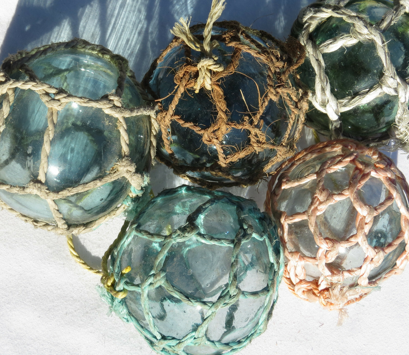 Japanese Glass Fishing FLOATS 3-3.5" Netted (5) FIVE Variable Nets Buoy Vintage