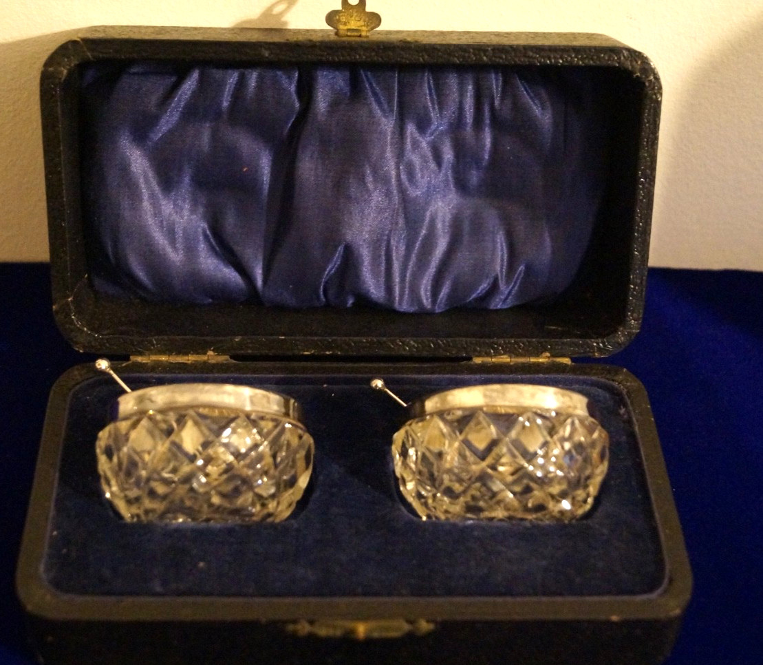 Antique pair of sterling silver and cut glass salts with spoons - Complete Set