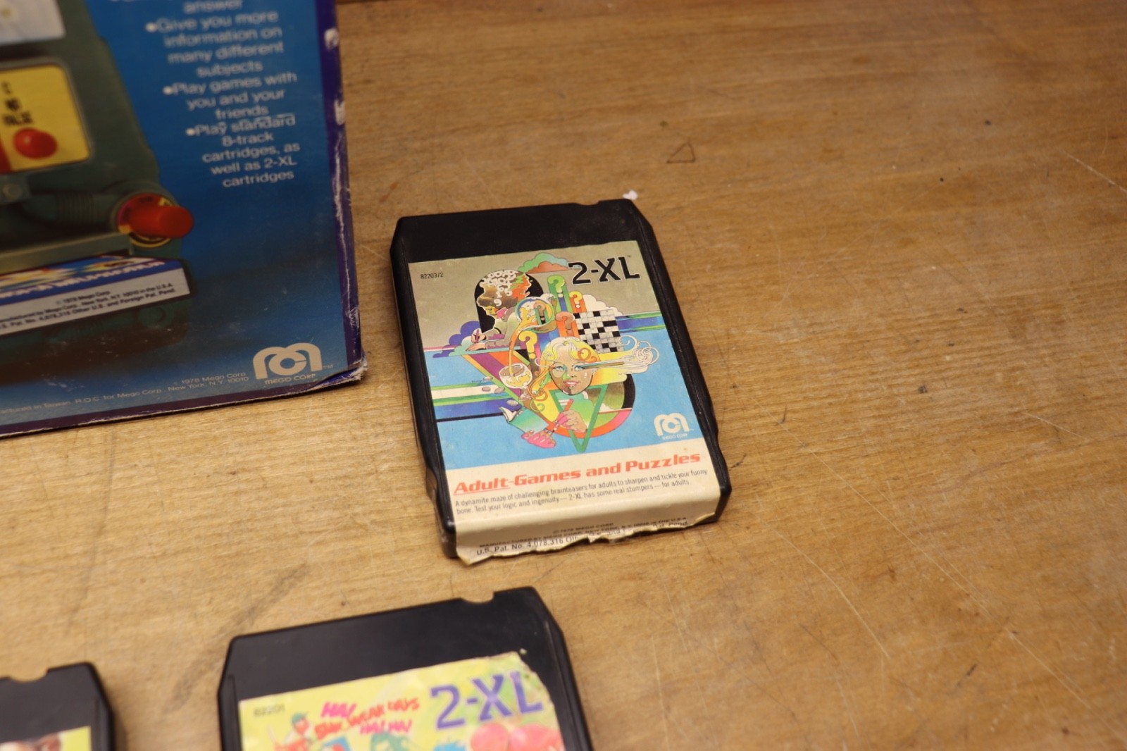 Vintage Mego 1978 2-XL Robot Toy 8 Track Player & 5 Cartridges