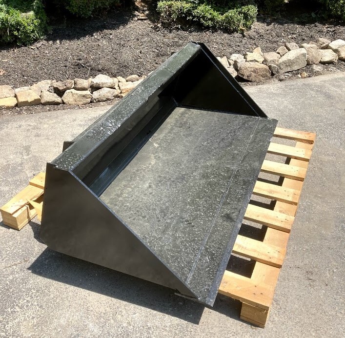 Economy 60" Skid Steer/Tractor 5' Bucket with Universal SSQA Mounting Plate