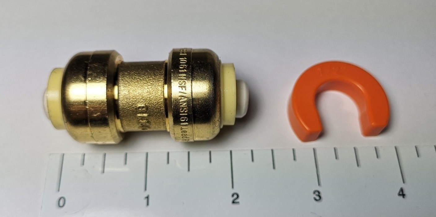 20 PCS. 1/2" PUSH FIT COUPLINGS WITH 1 FREE DISCONNECT CLIP