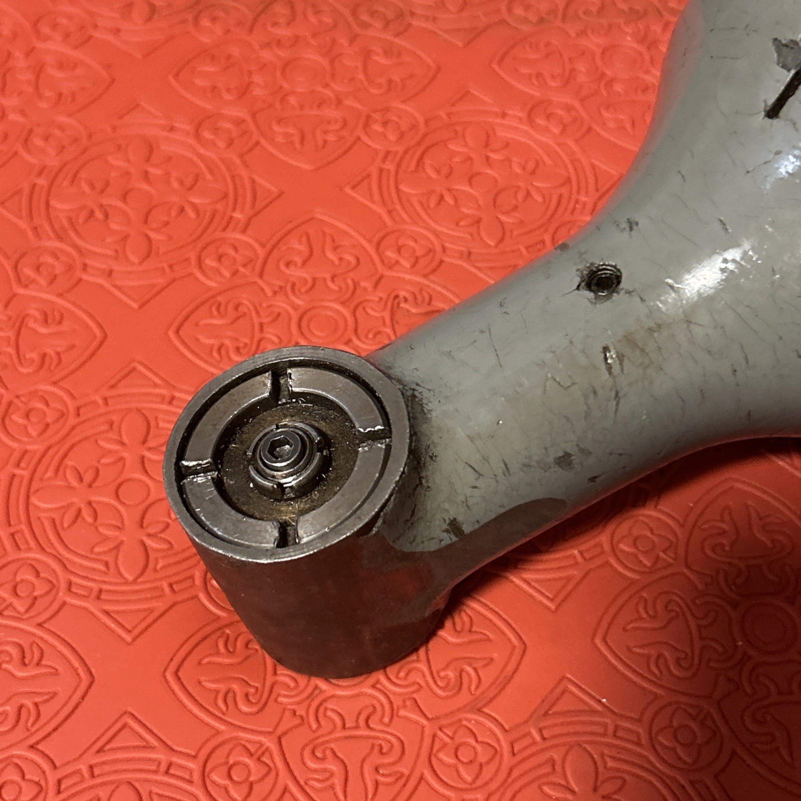 BRIDGEPORT #4 RIGHT ANGLE HEAD 3/8" SHANK BS2-14.1