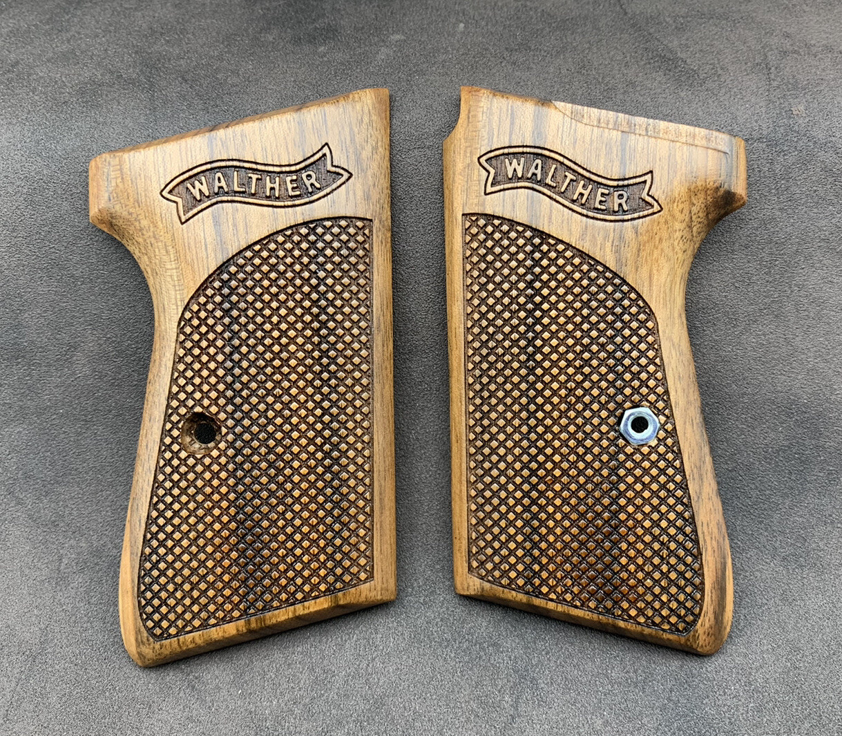 Walther PPK/S Walnut Wood Grips Set. Checkered. Handmade. * FAST USA SHIPPING *