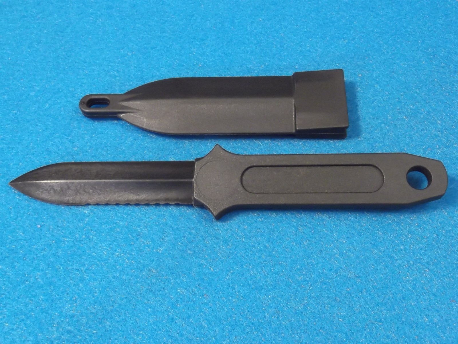 CIA Sticker Neck Knife M4259 non-metal polycarbonate double edge dagger 7"