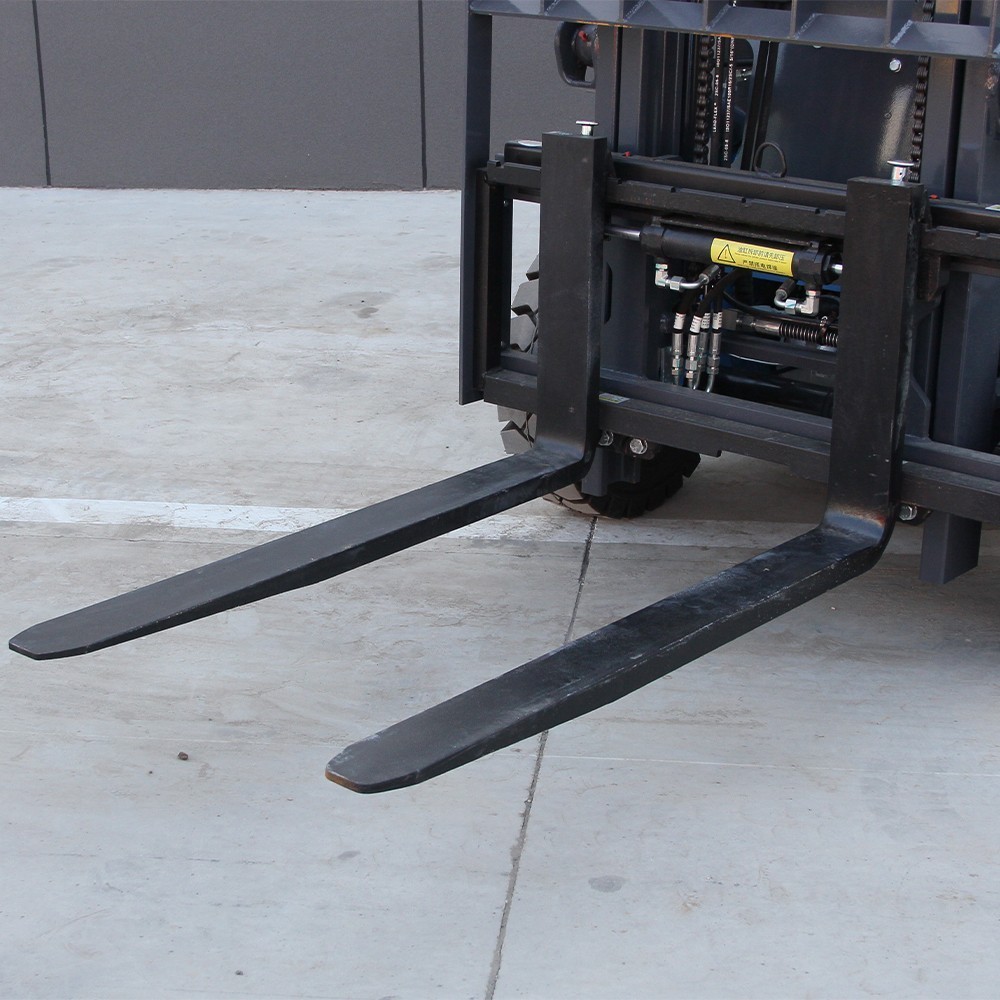 FREE SHIP 2.5Ton 5500lbs Electric Forklift Rated W/60V 70Ah Charger Side Shift