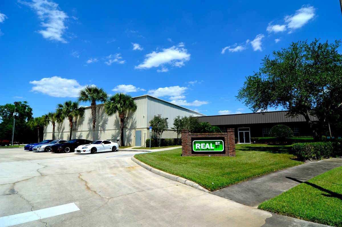 Vibrant Performance ULTRA QUIET Resonator 2.5" Inlet/Outlet x 14" Overall Length