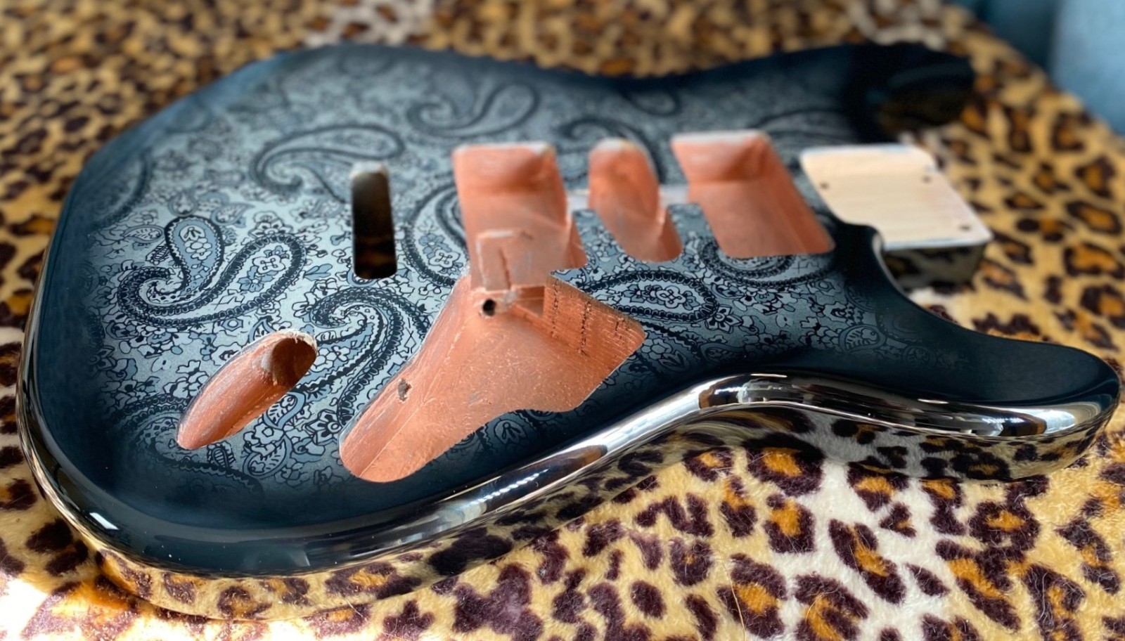 Paisley Stratocaster HSH Alder Fender Replacement Body Shielded Cavity