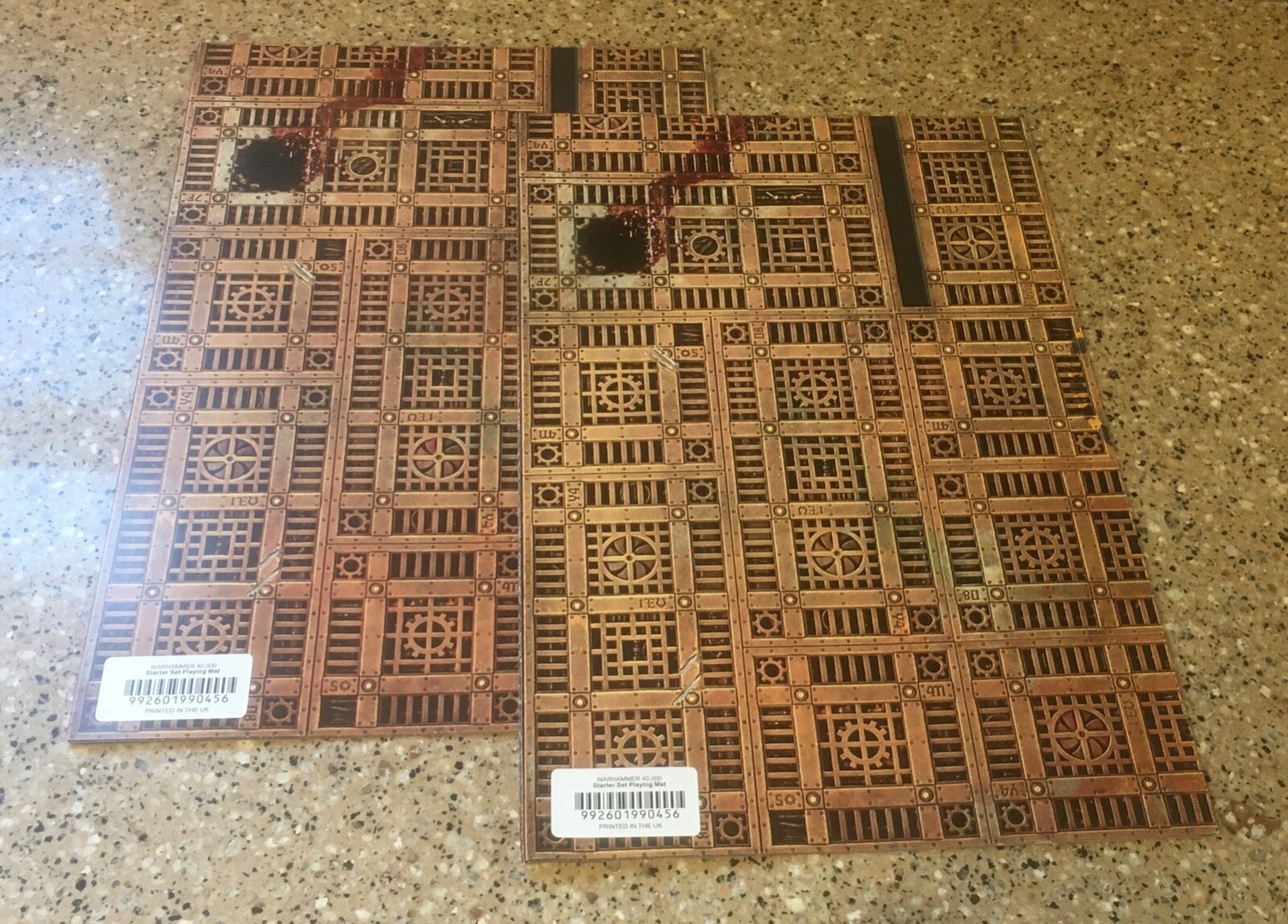 Lot of 2 Warhammer 40k Double-Sided Paper Game Mats - Starter Set Box Play Board