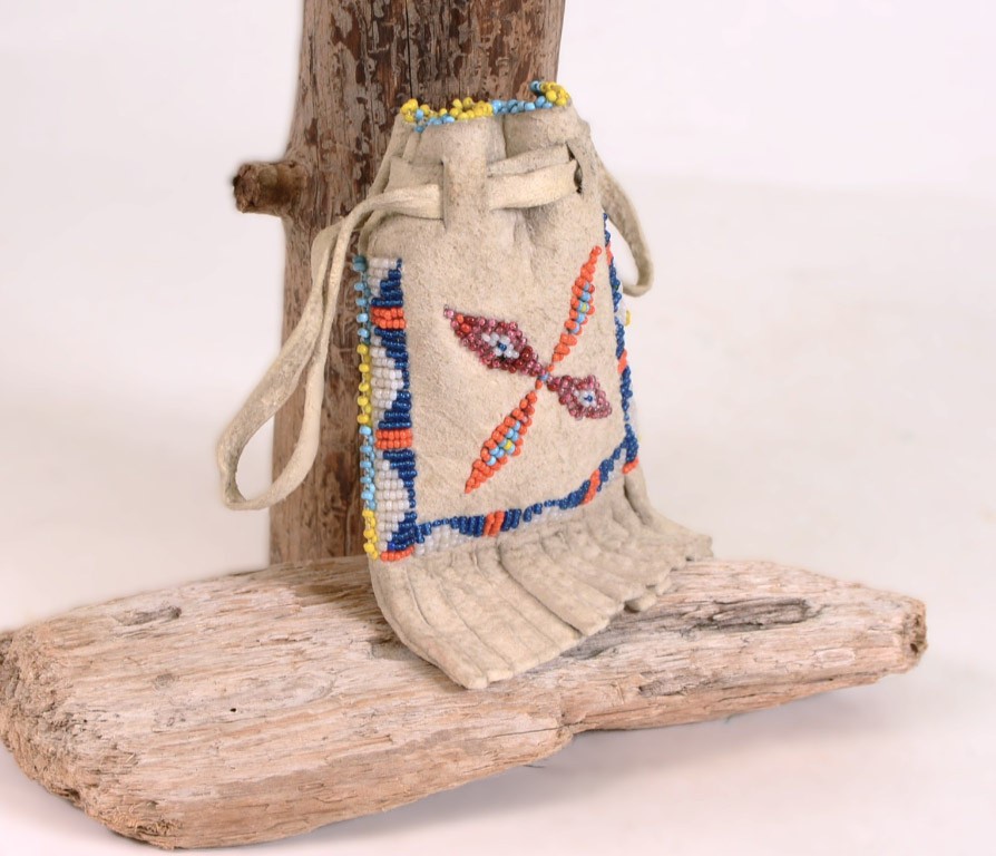 Ute Small Fringe Bag ca. 1940 Size 5.125" H included fringe x 3.25" W