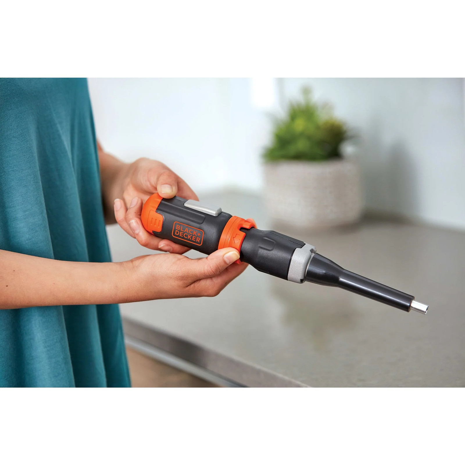 BLACK+DECKER Cordless Screwdriver - BCF601AA
