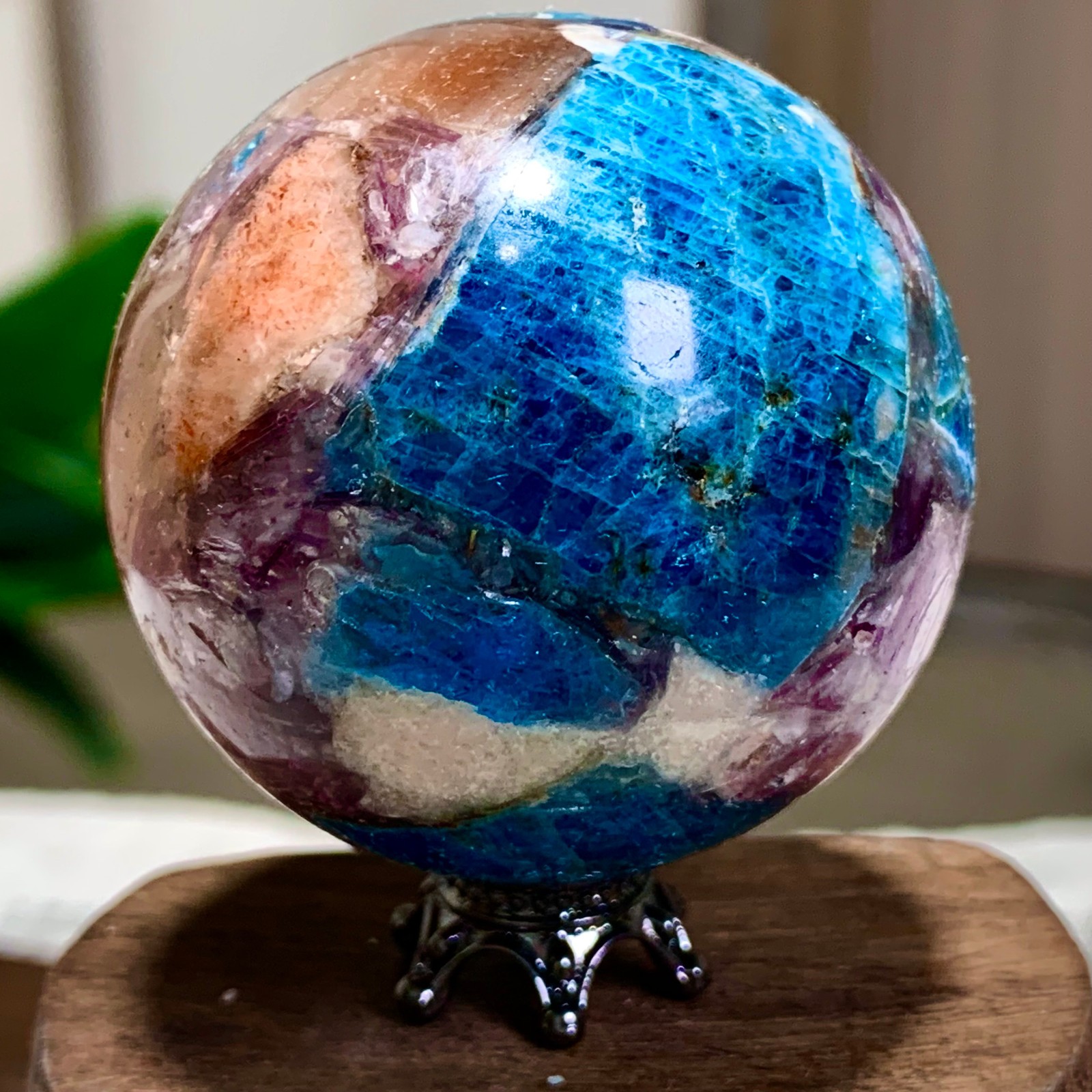 114G Natural Blue Aptite +Sun Stone purple lepidolite Sphere mineral sample