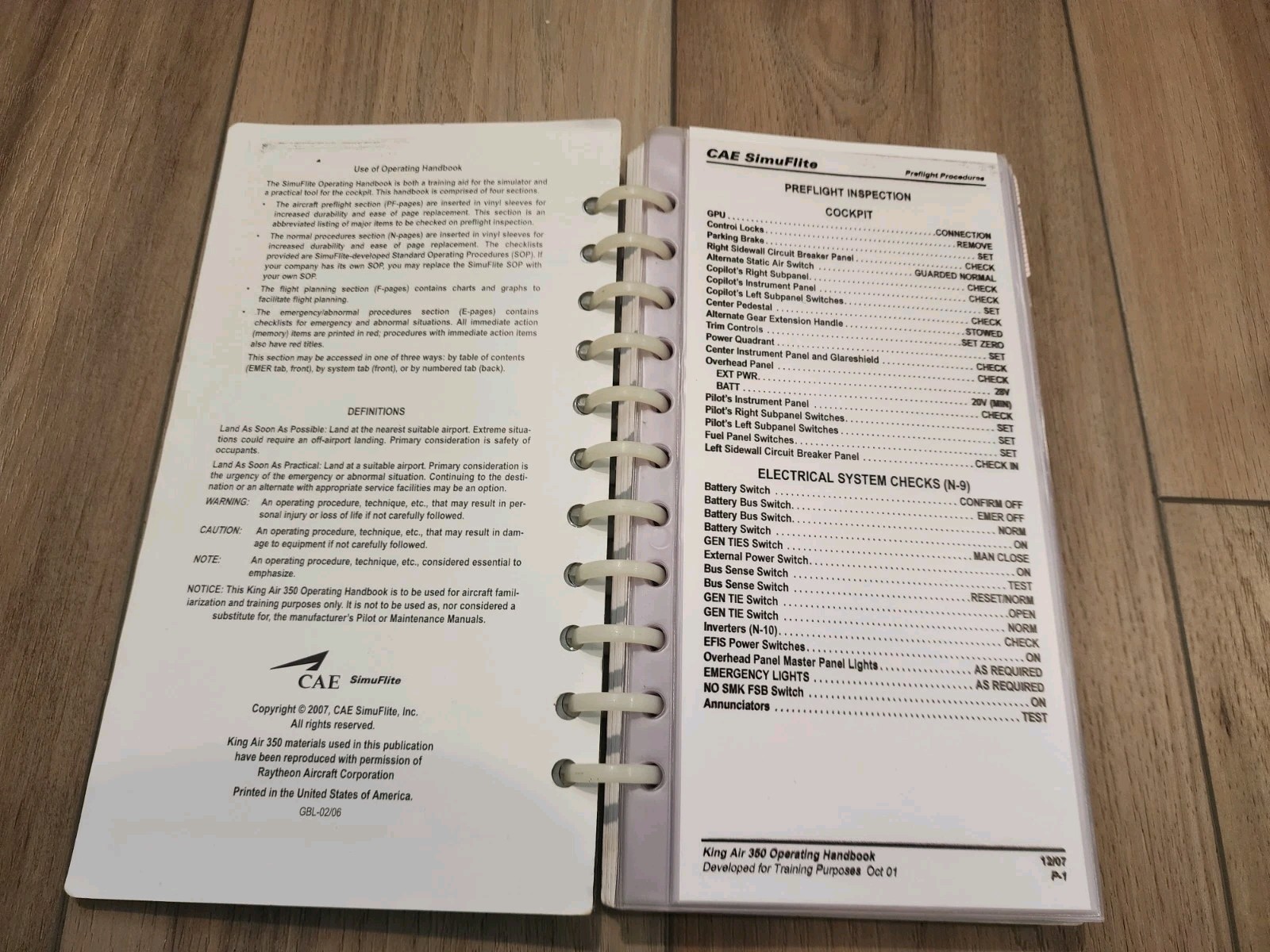 King Air 350 Operating Handbook - Aviation Pilot Aircraft Manual SimuFlite