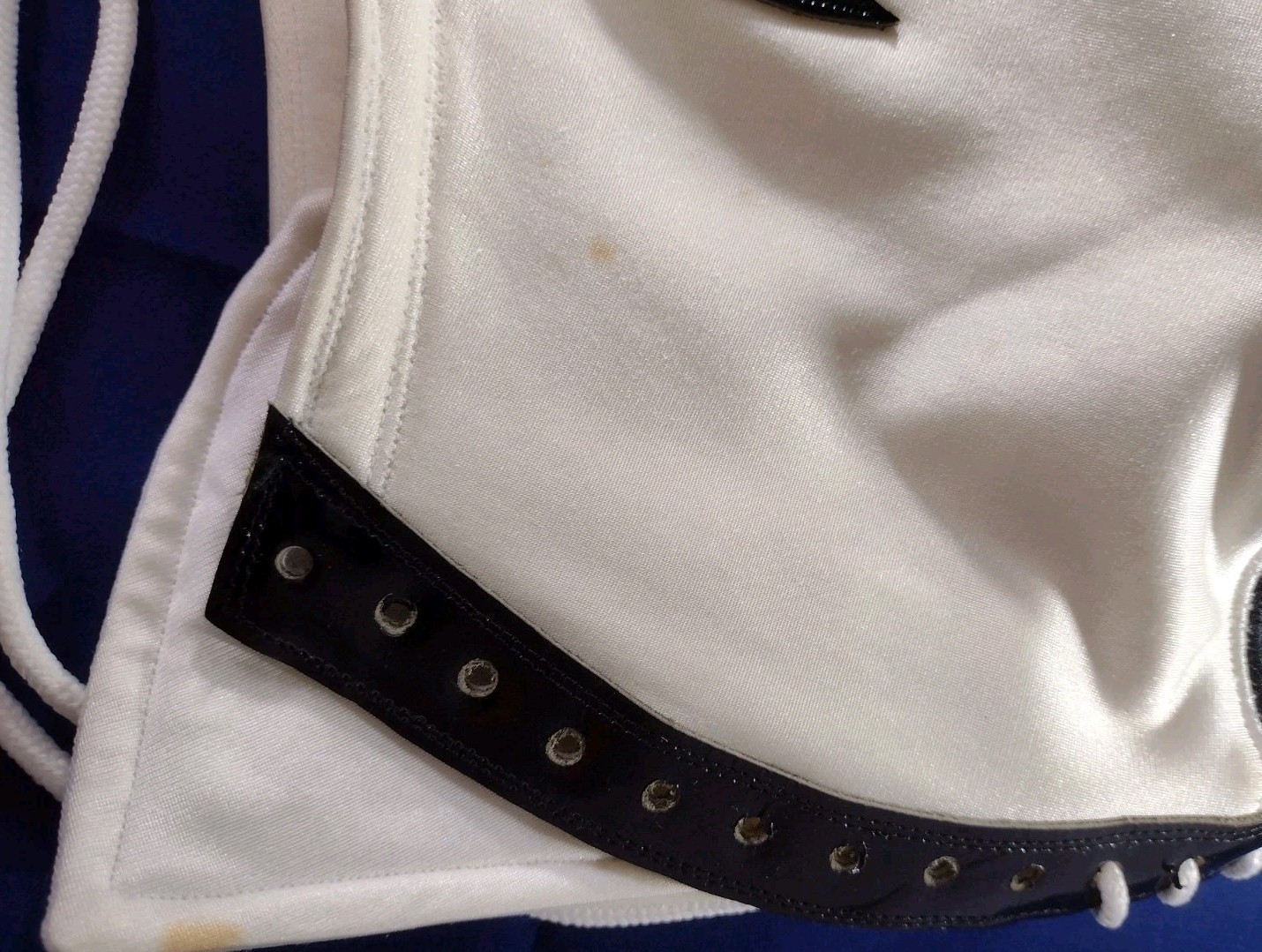 Universo 2000. CMLL, AAA. Professional Mask in White and Black...